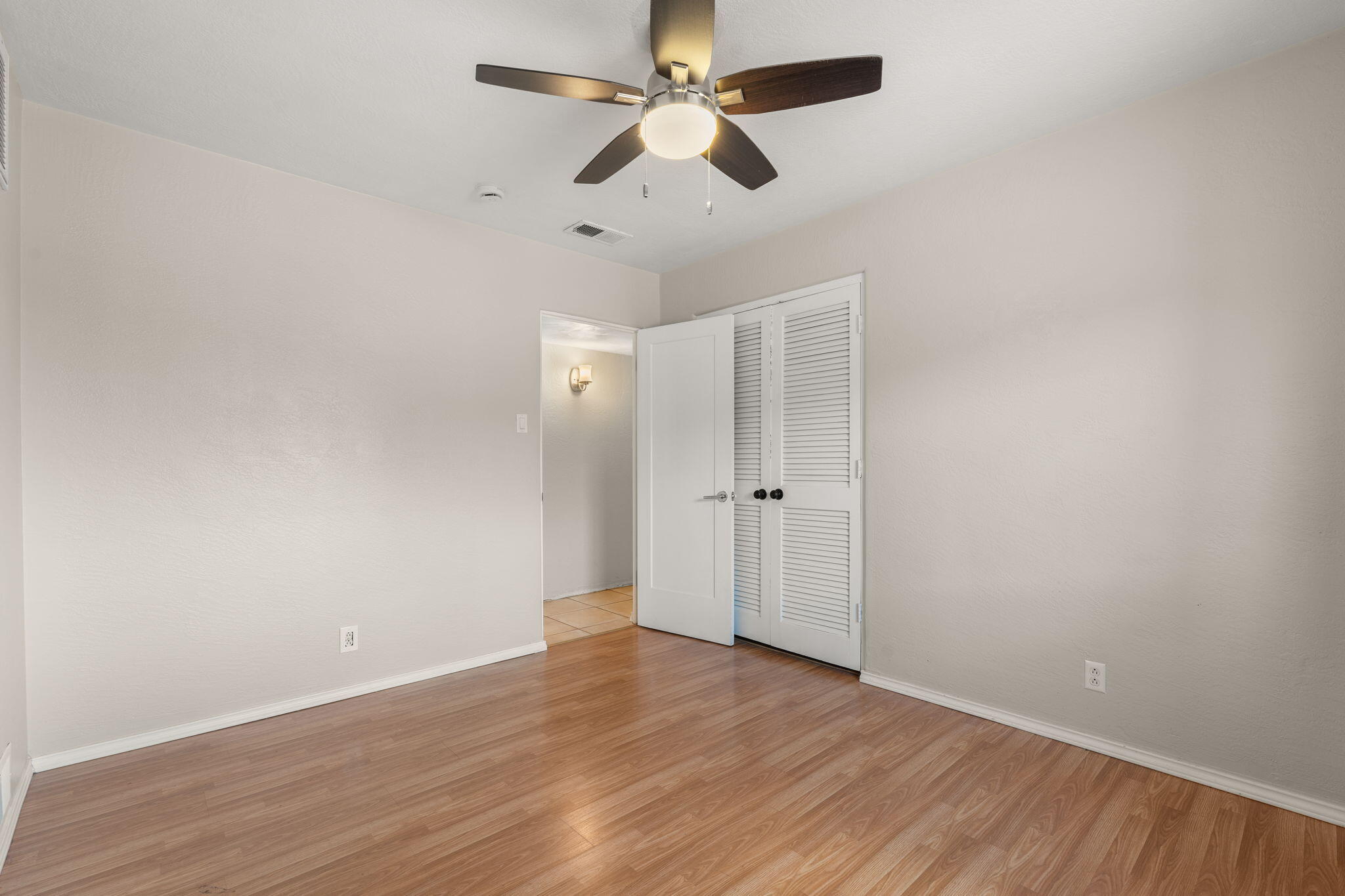 9812 MCKNIGHT Avenue NE