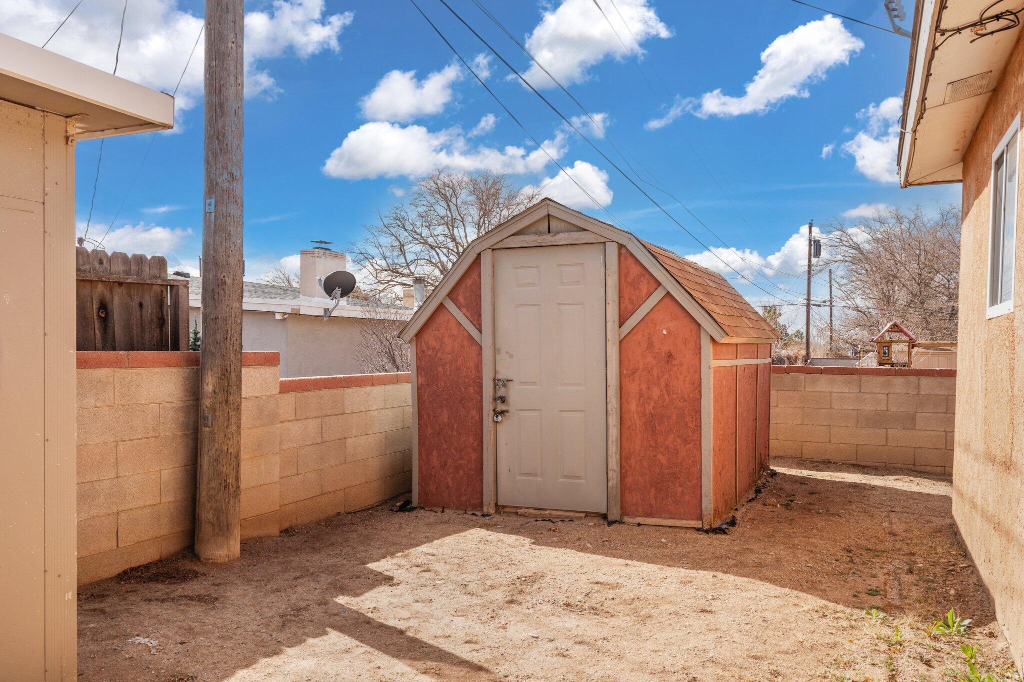 9812 MCKNIGHT Avenue NE