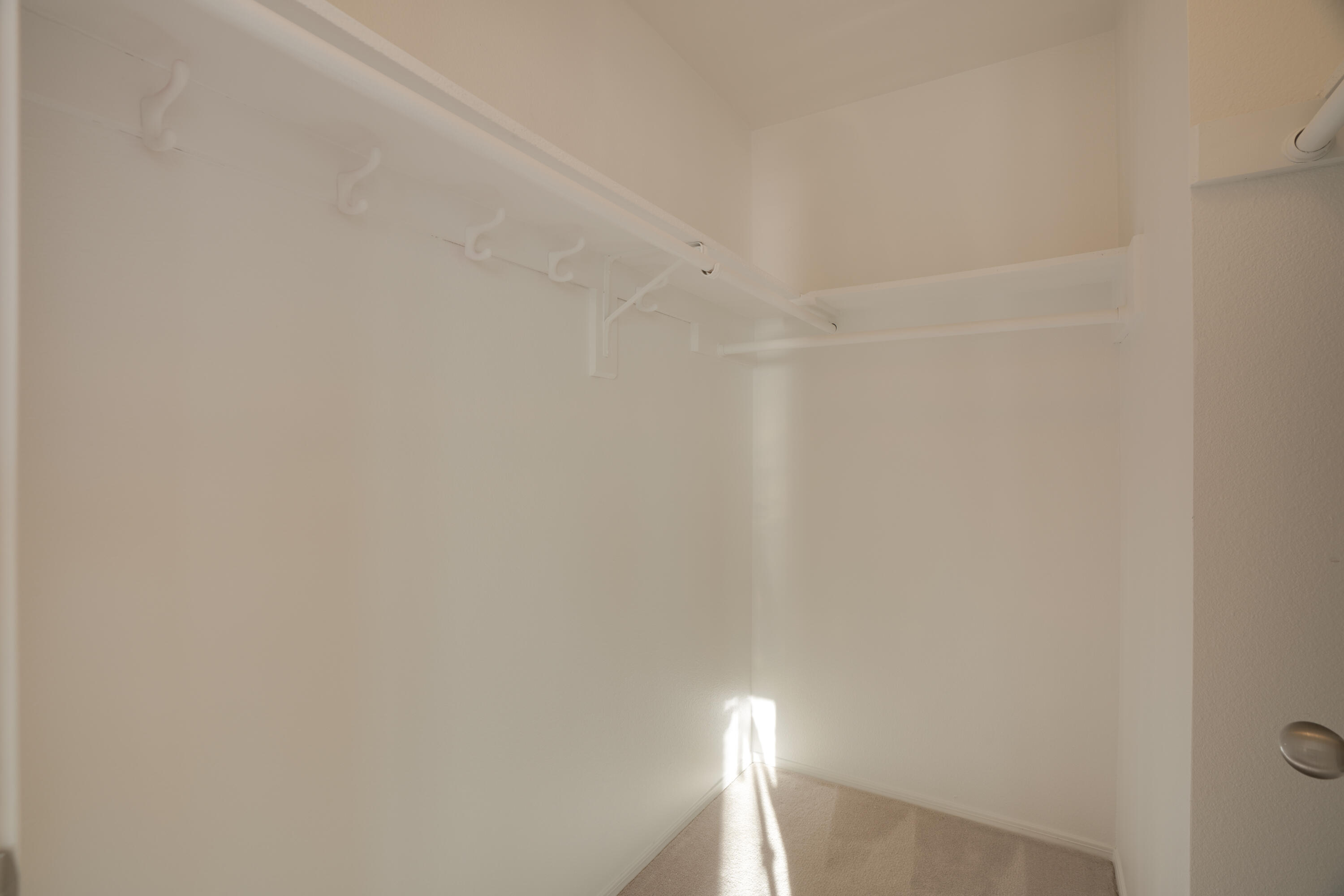 9605 LA PLAYA Street NE