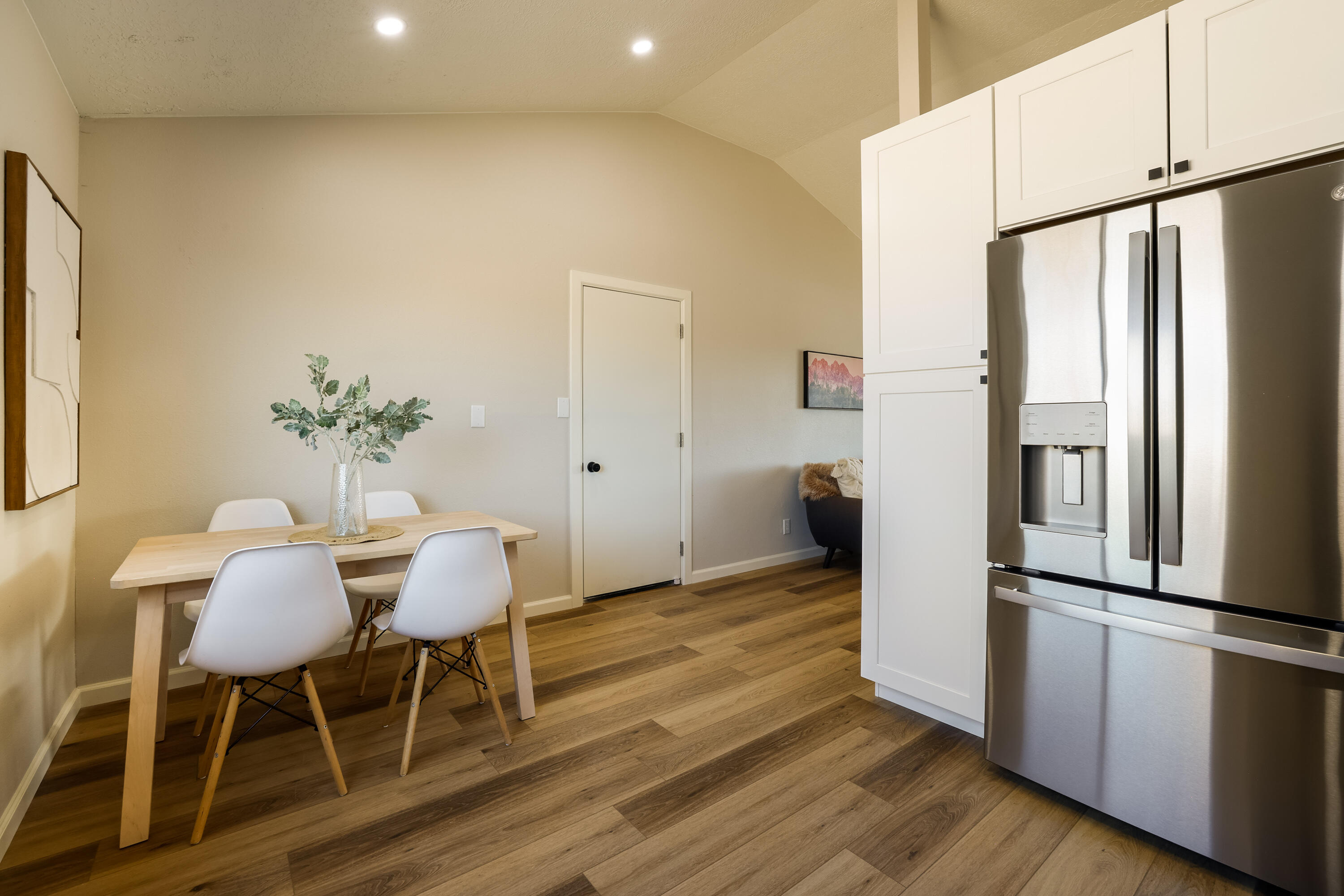 748 ORINOCO Drive SE