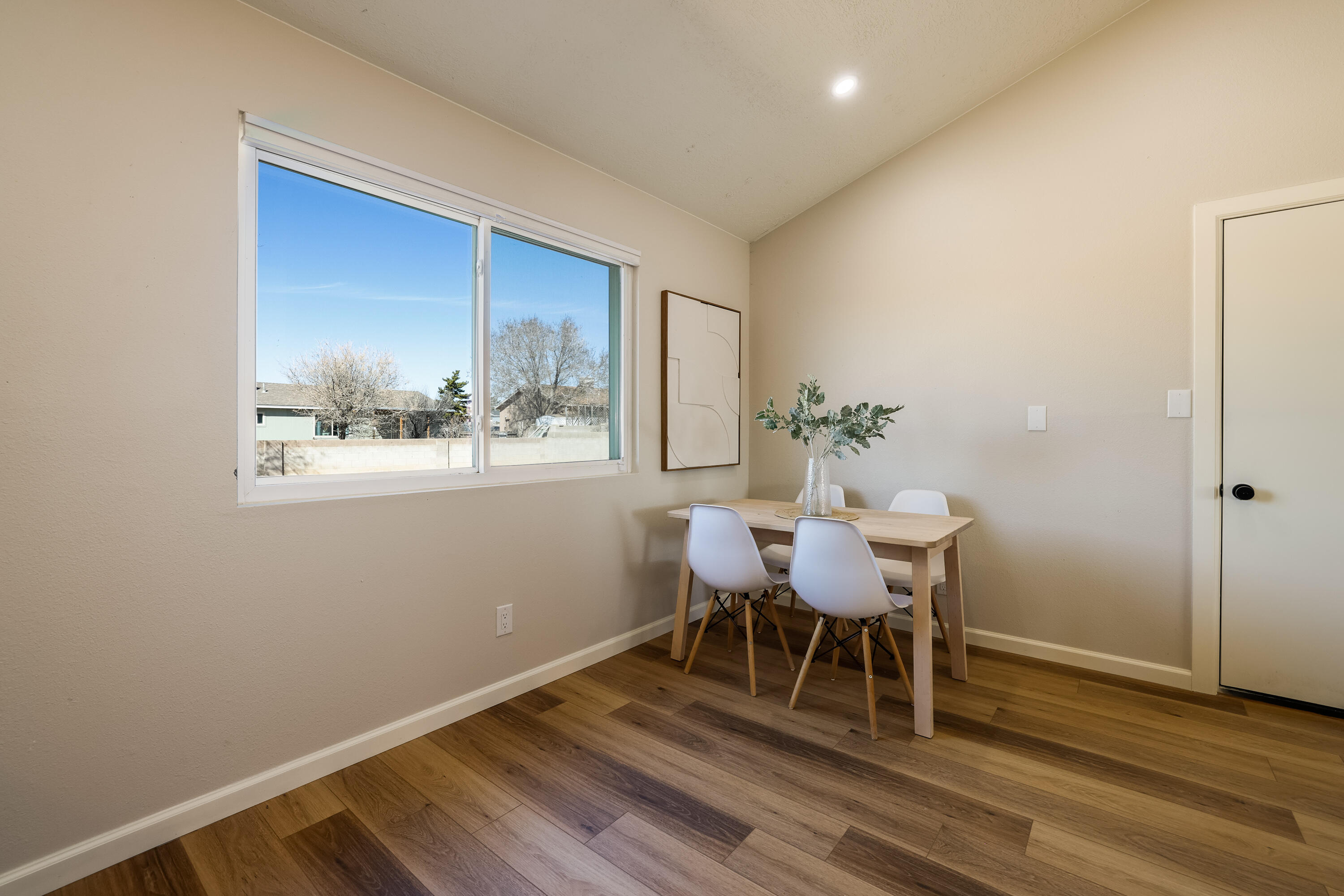 748 ORINOCO Drive SE