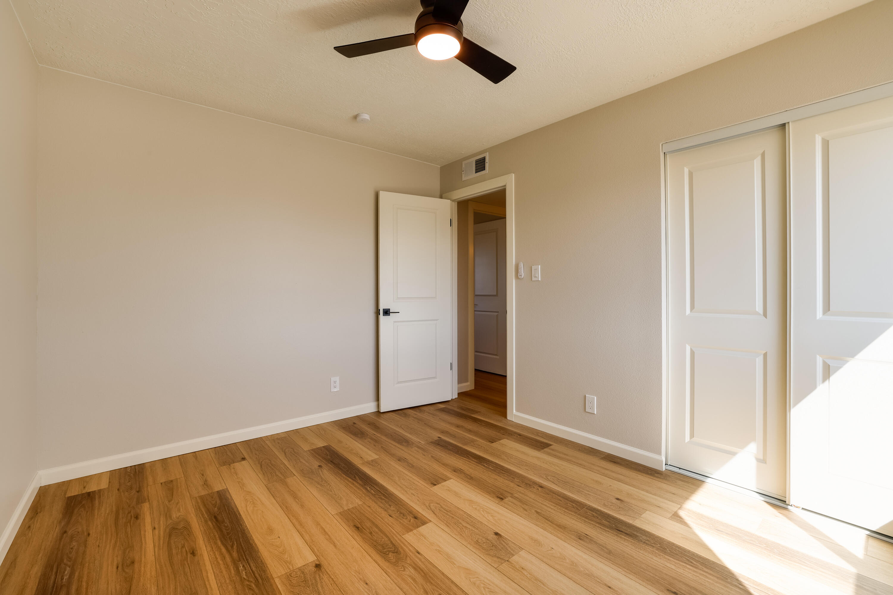 748 ORINOCO Drive SE