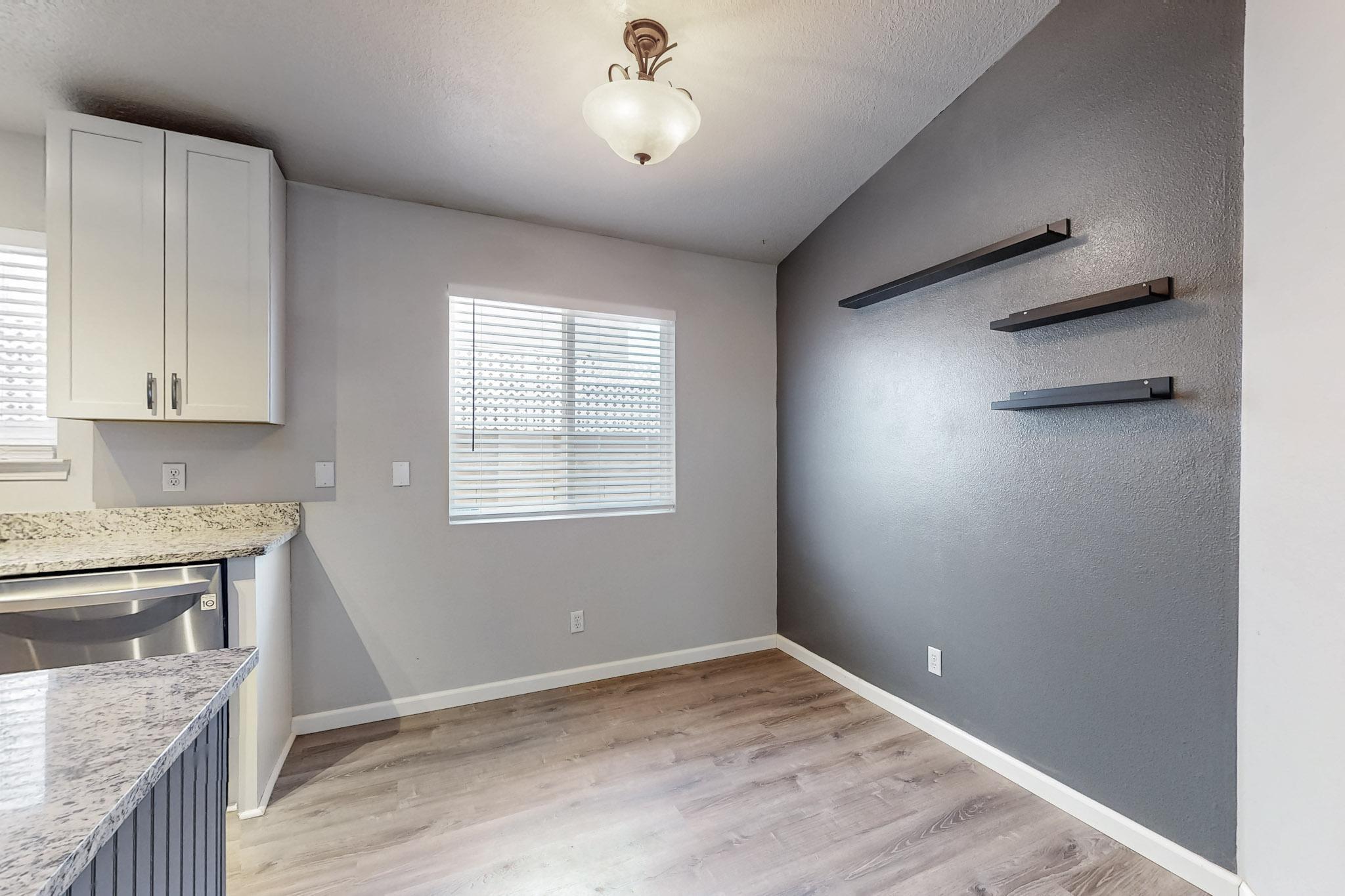 8015 VISTA ESTRELLA Lane SW