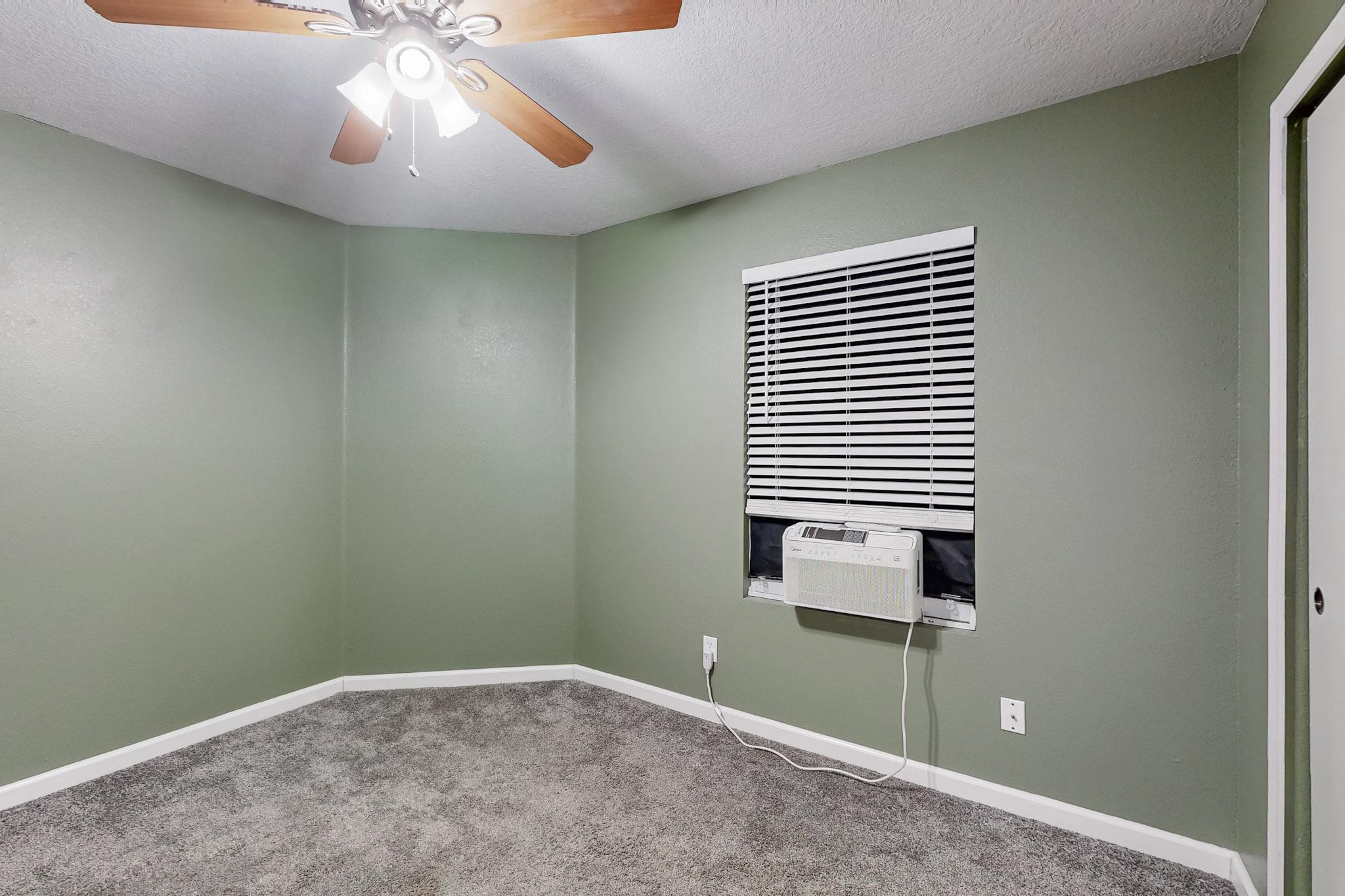 8015 VISTA ESTRELLA Lane SW