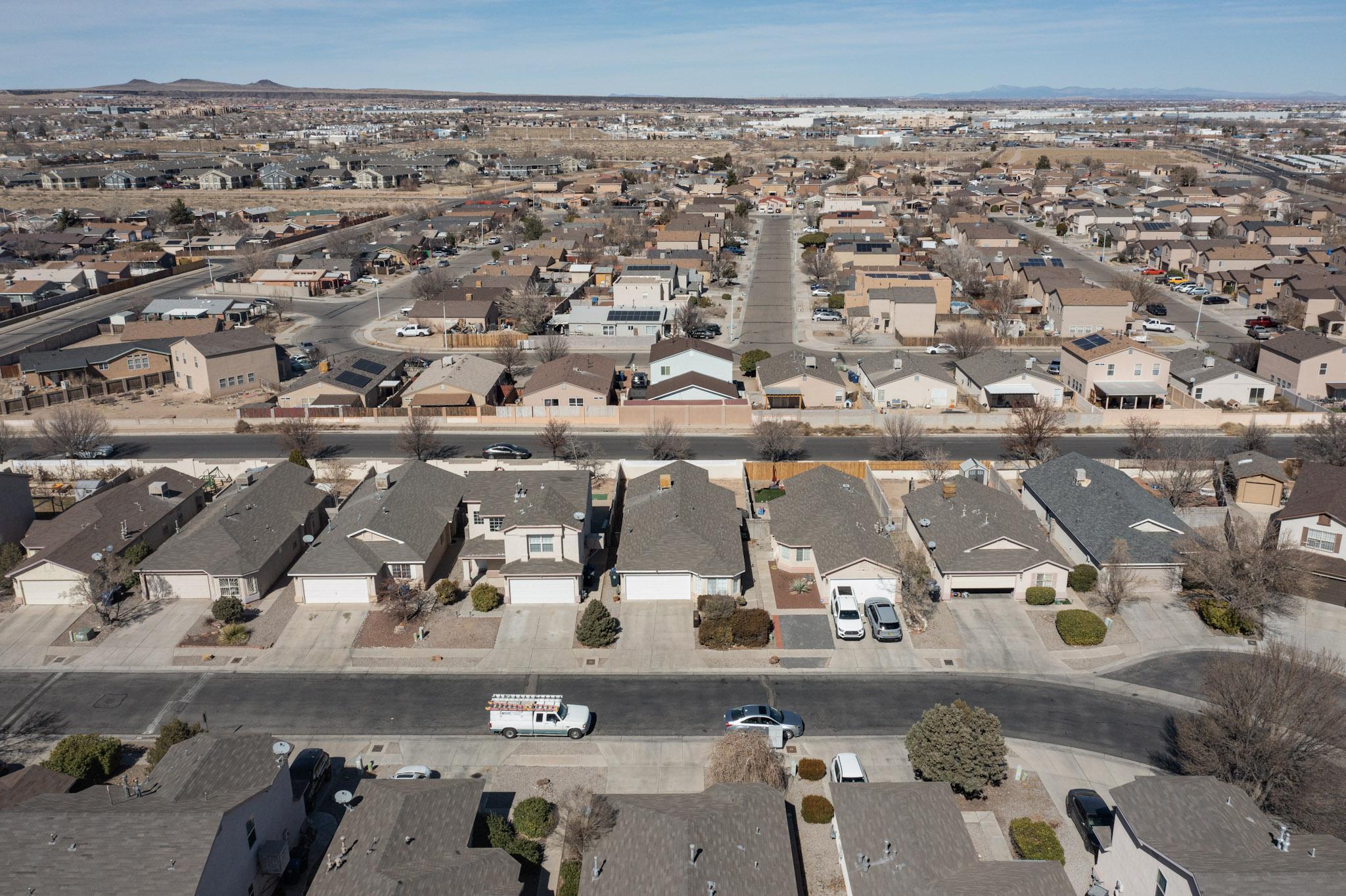 8015 VISTA ESTRELLA Lane SW