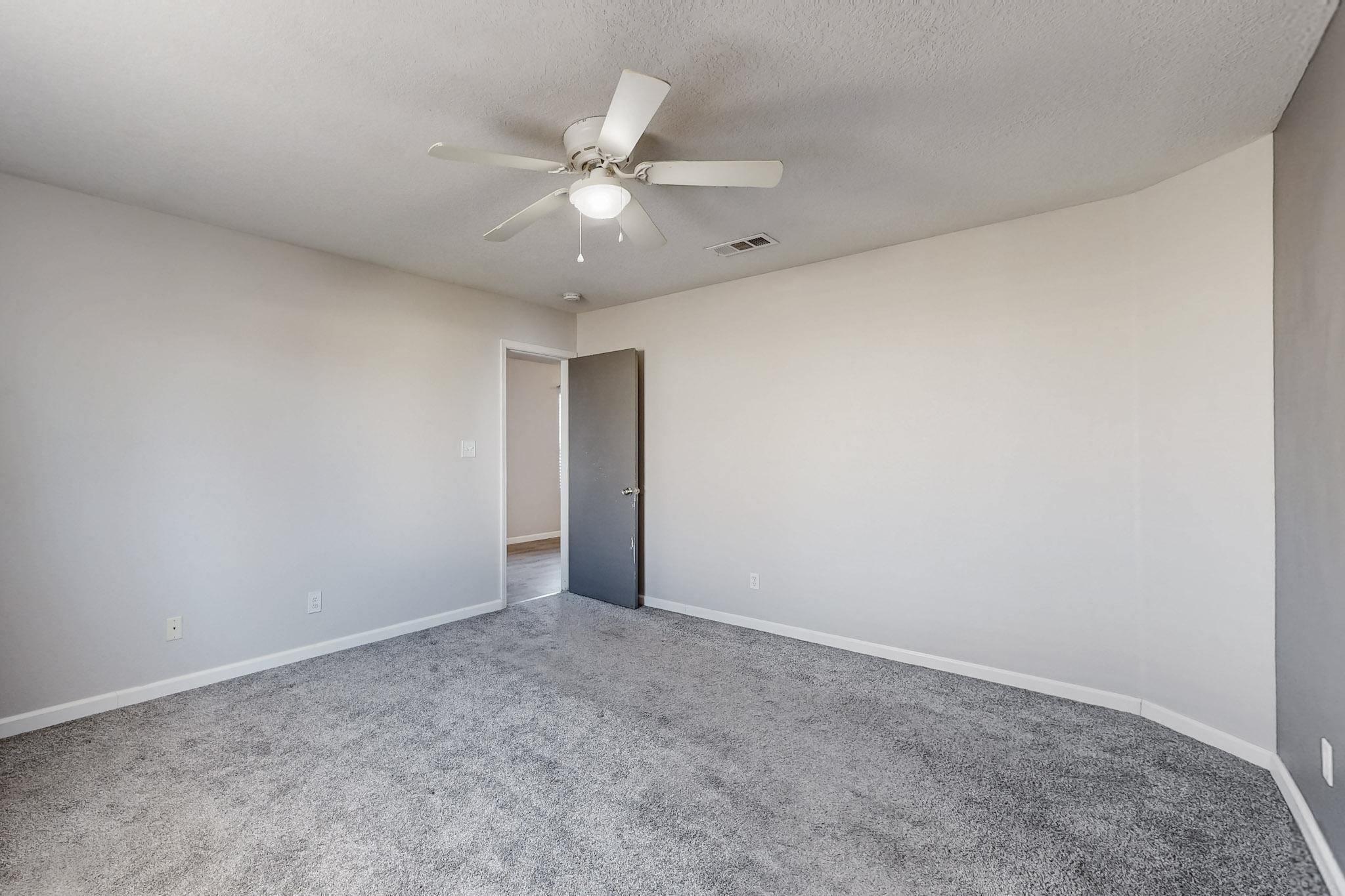 8015 VISTA ESTRELLA Lane SW