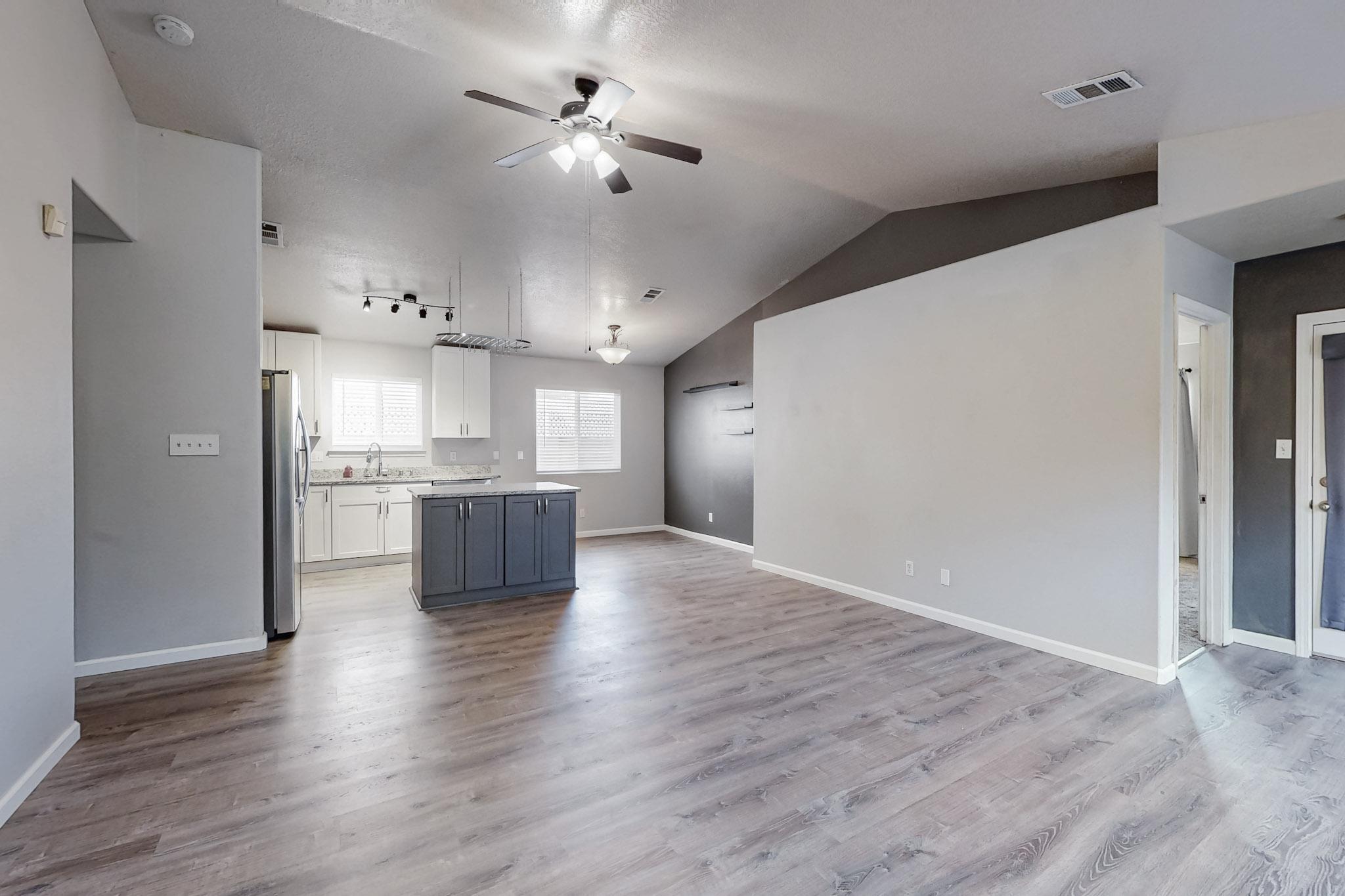 8015 VISTA ESTRELLA Lane SW