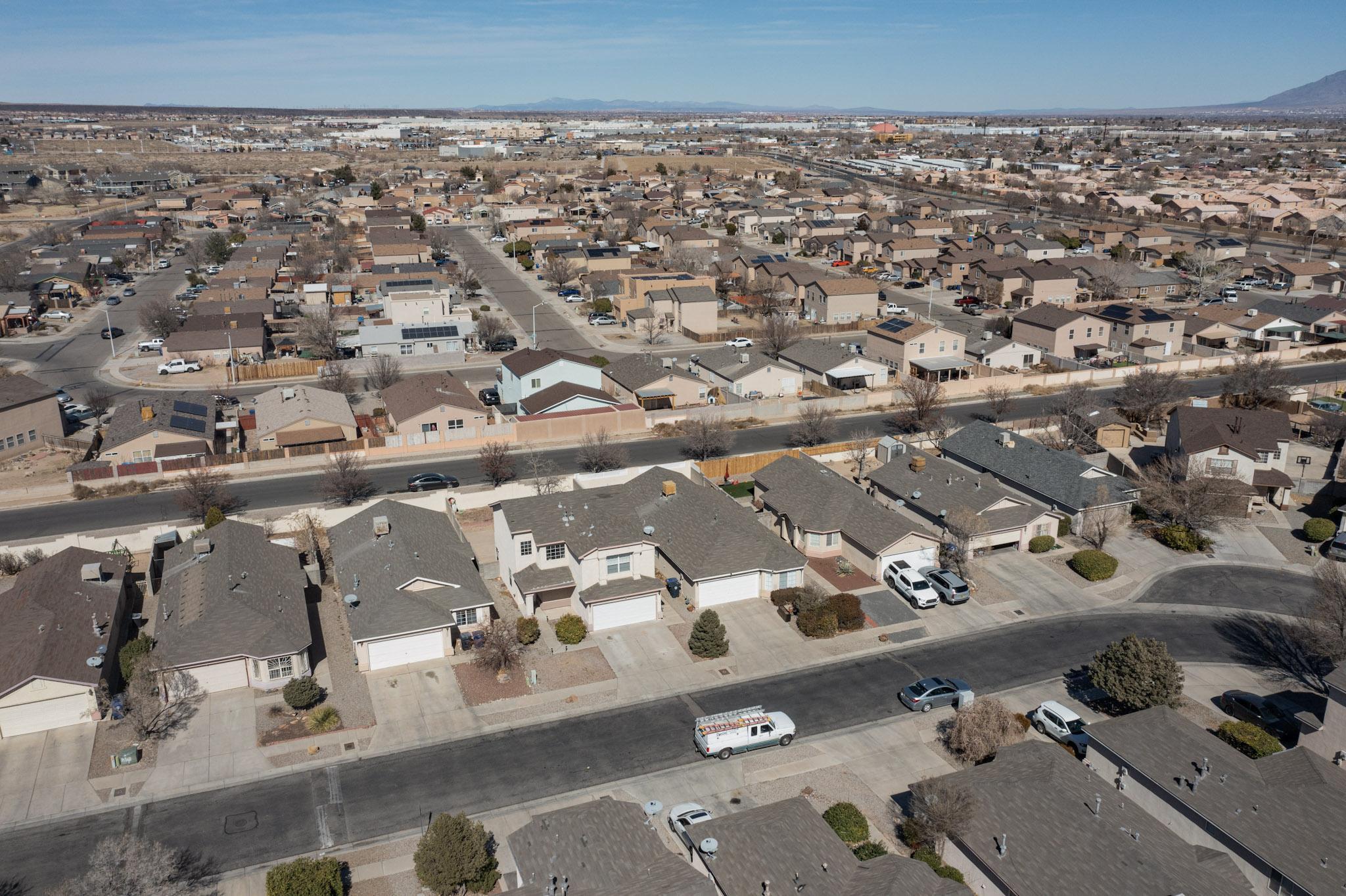 8015 VISTA ESTRELLA Lane SW