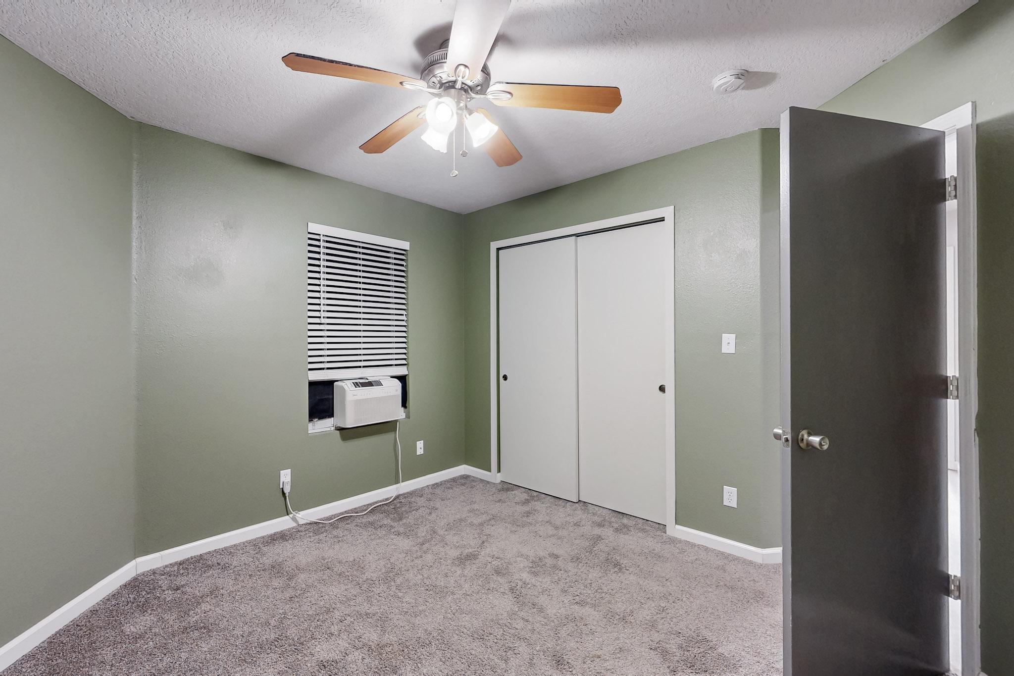 8015 VISTA ESTRELLA Lane SW