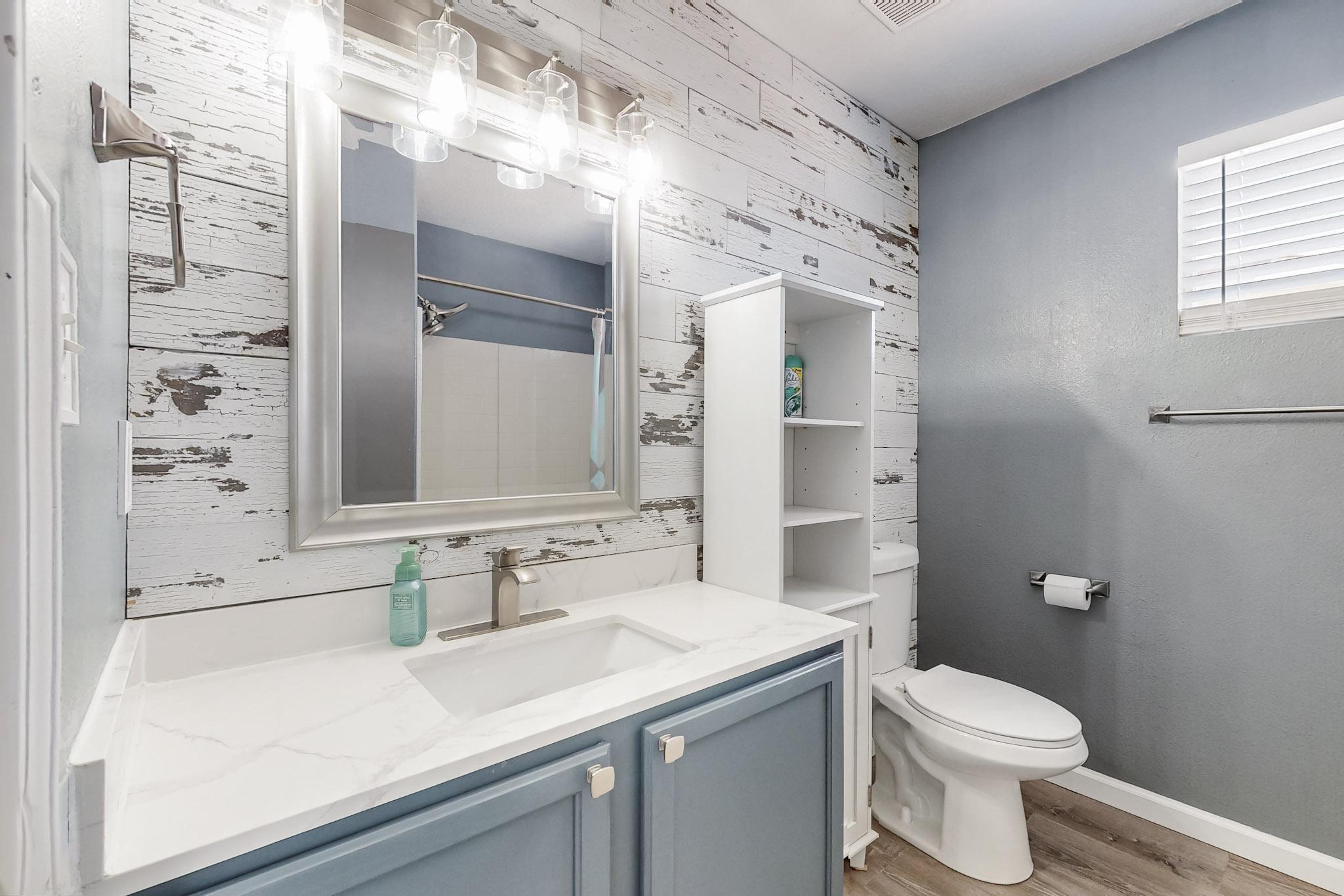 8015 VISTA ESTRELLA Lane SW