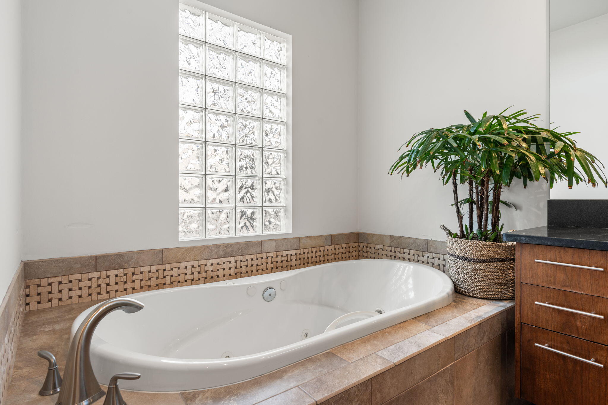 8 ANASAZI MEADOWS Court