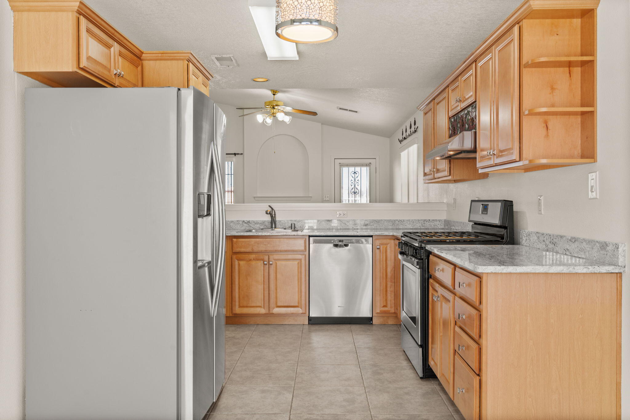 6783 FOREST HILLS Drive NE