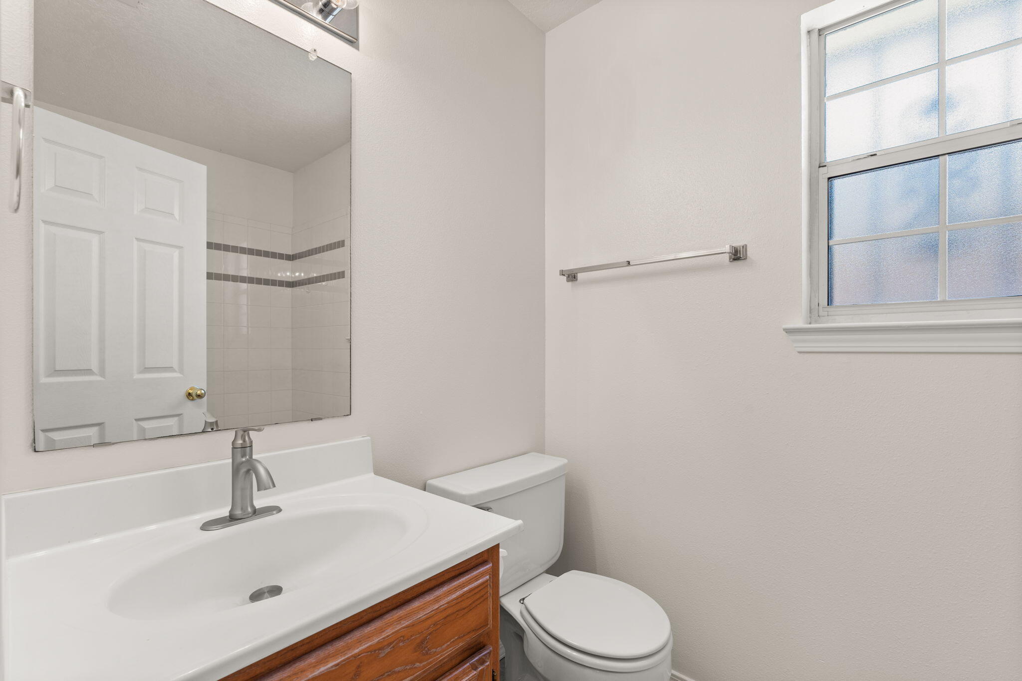 6783 FOREST HILLS Drive NE