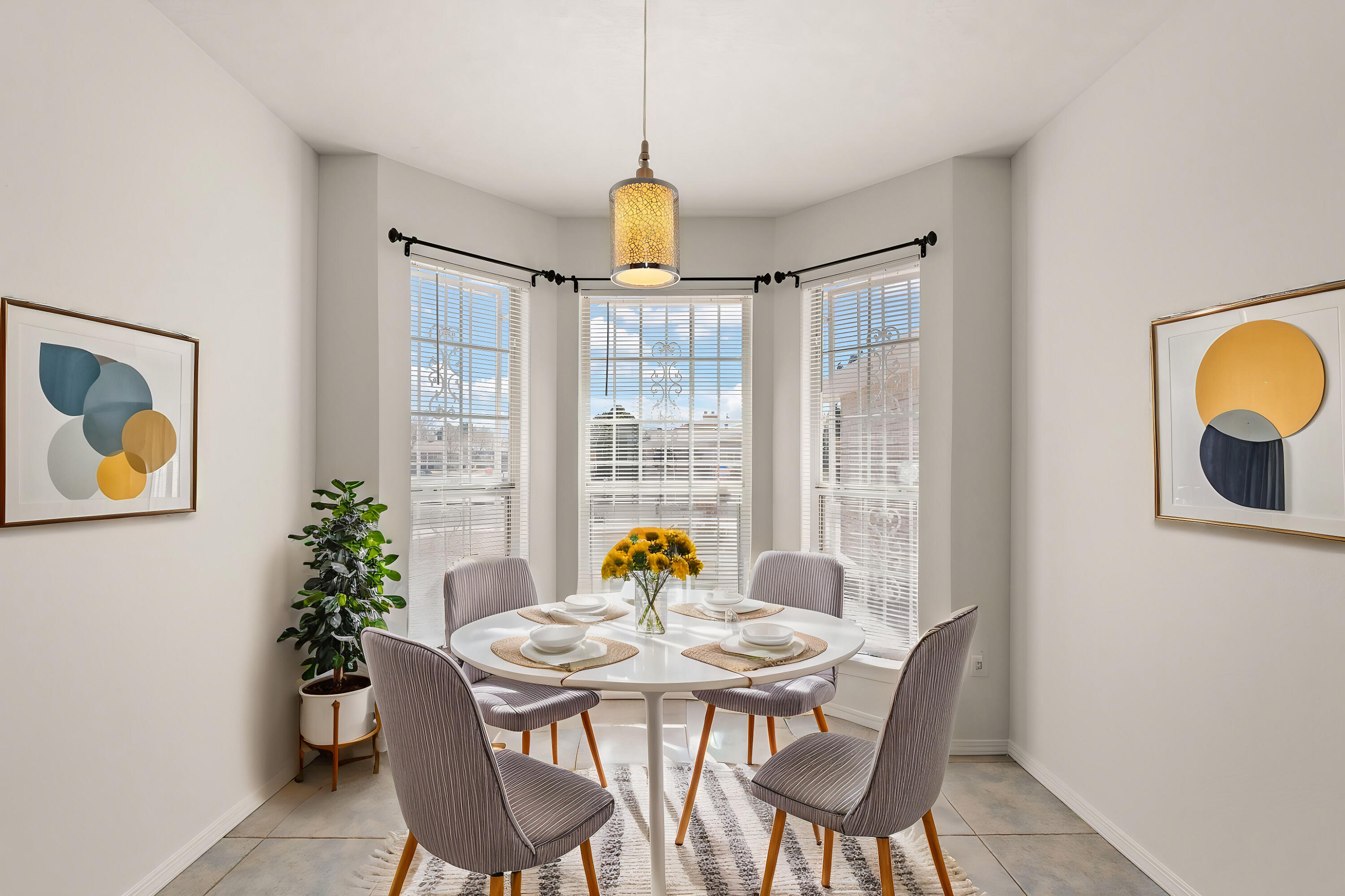 6783 FOREST HILLS Drive NE