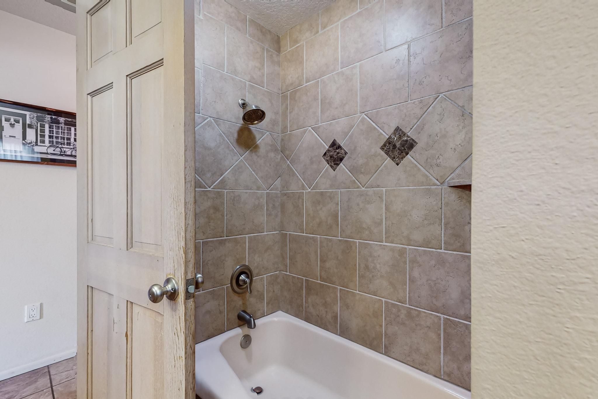 7324 LEW WALLACE Drive NE