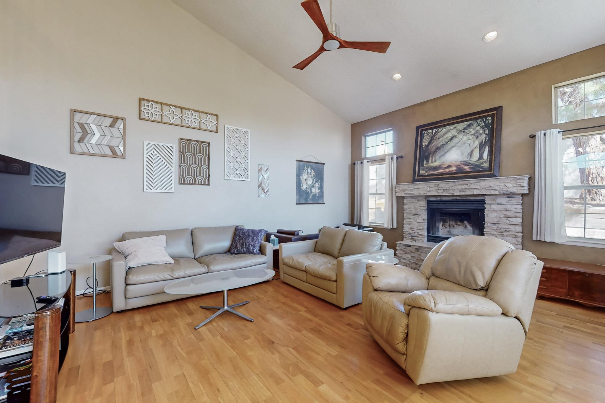 7324 LEW WALLACE Drive NE