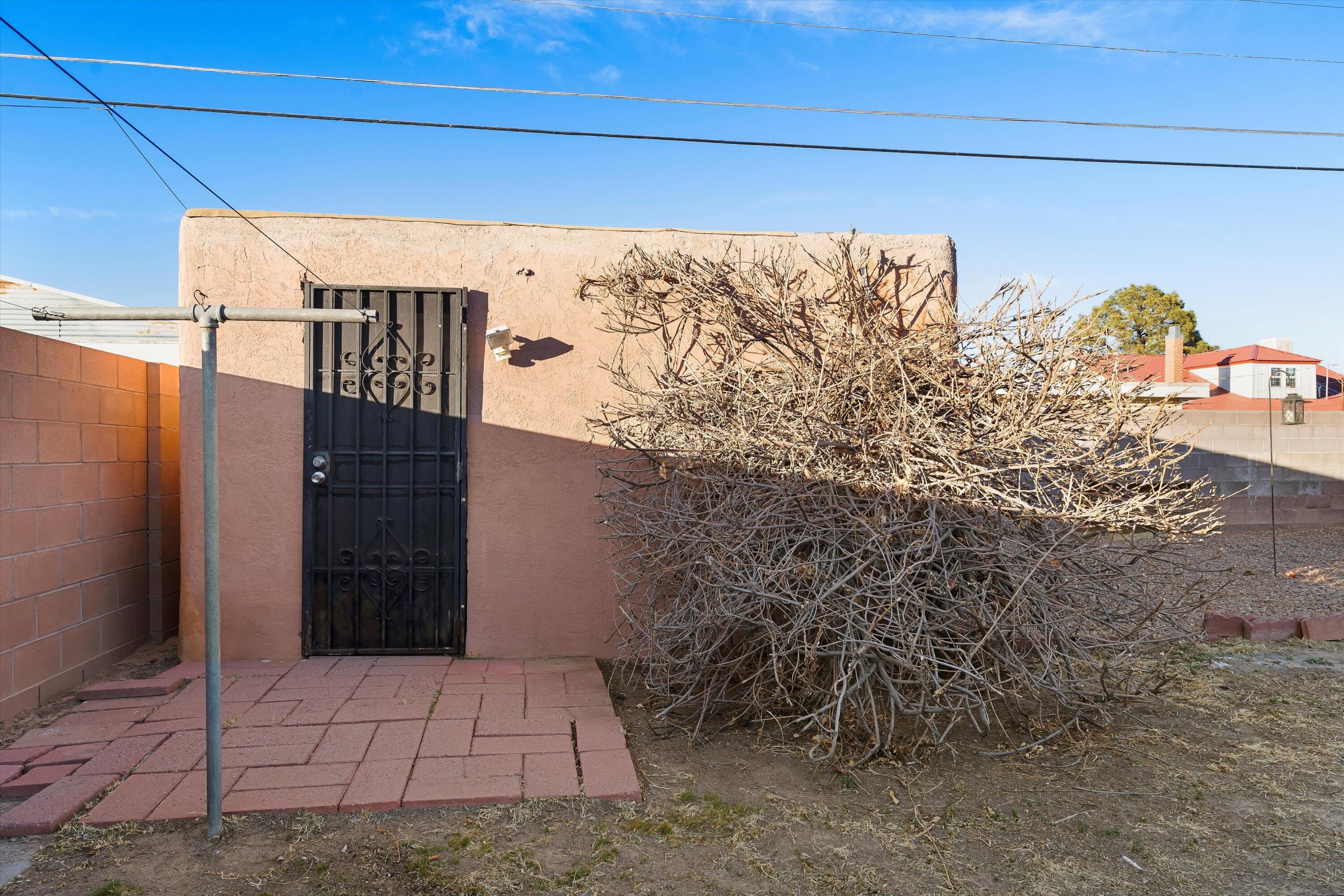 515 DELAMAR Avenue NW