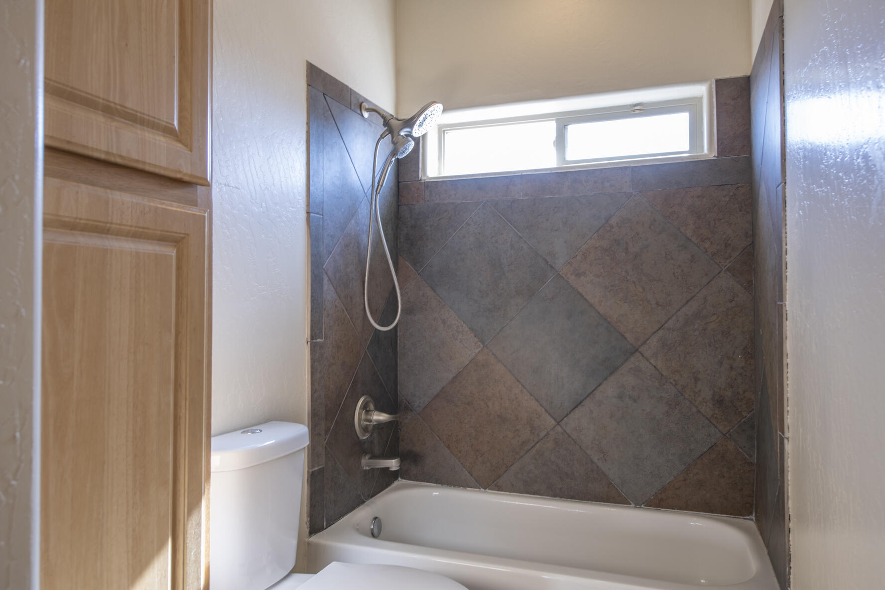 5000 BARANCA Drive NE