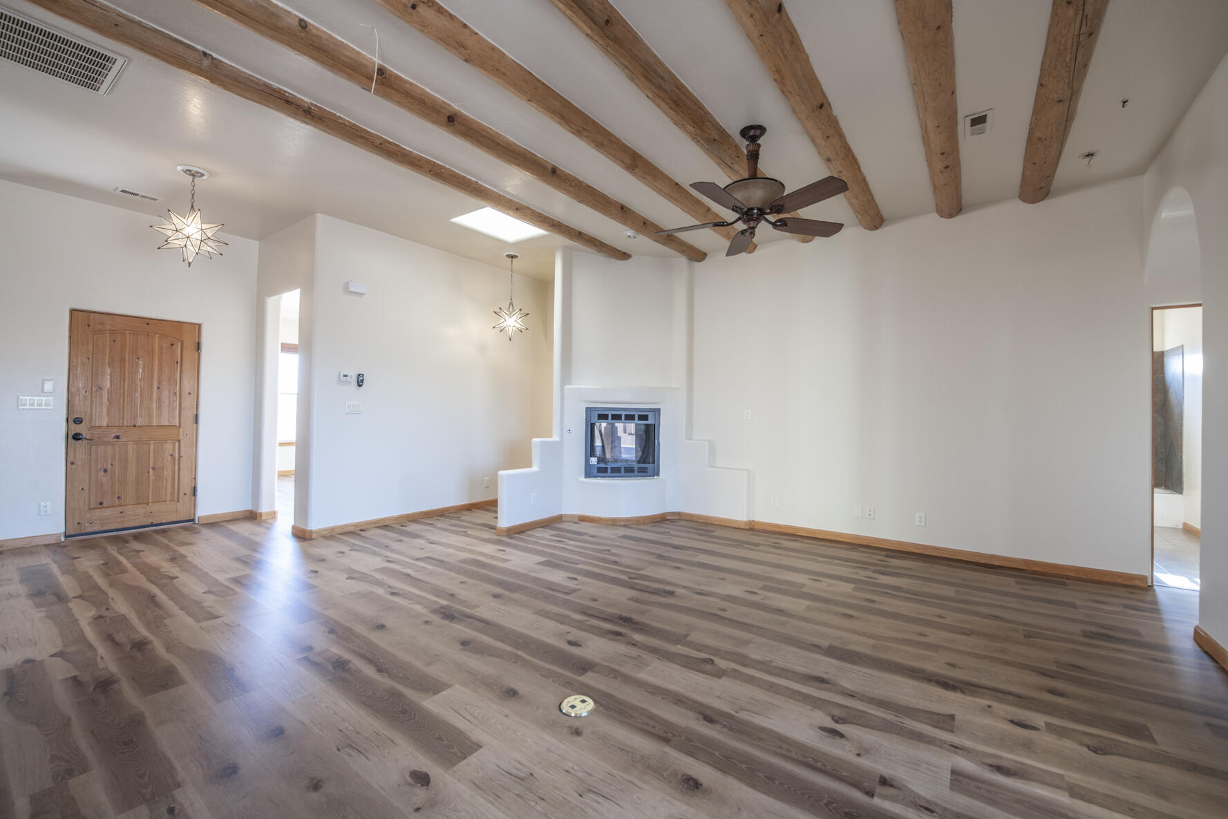 5000 BARANCA Drive NE