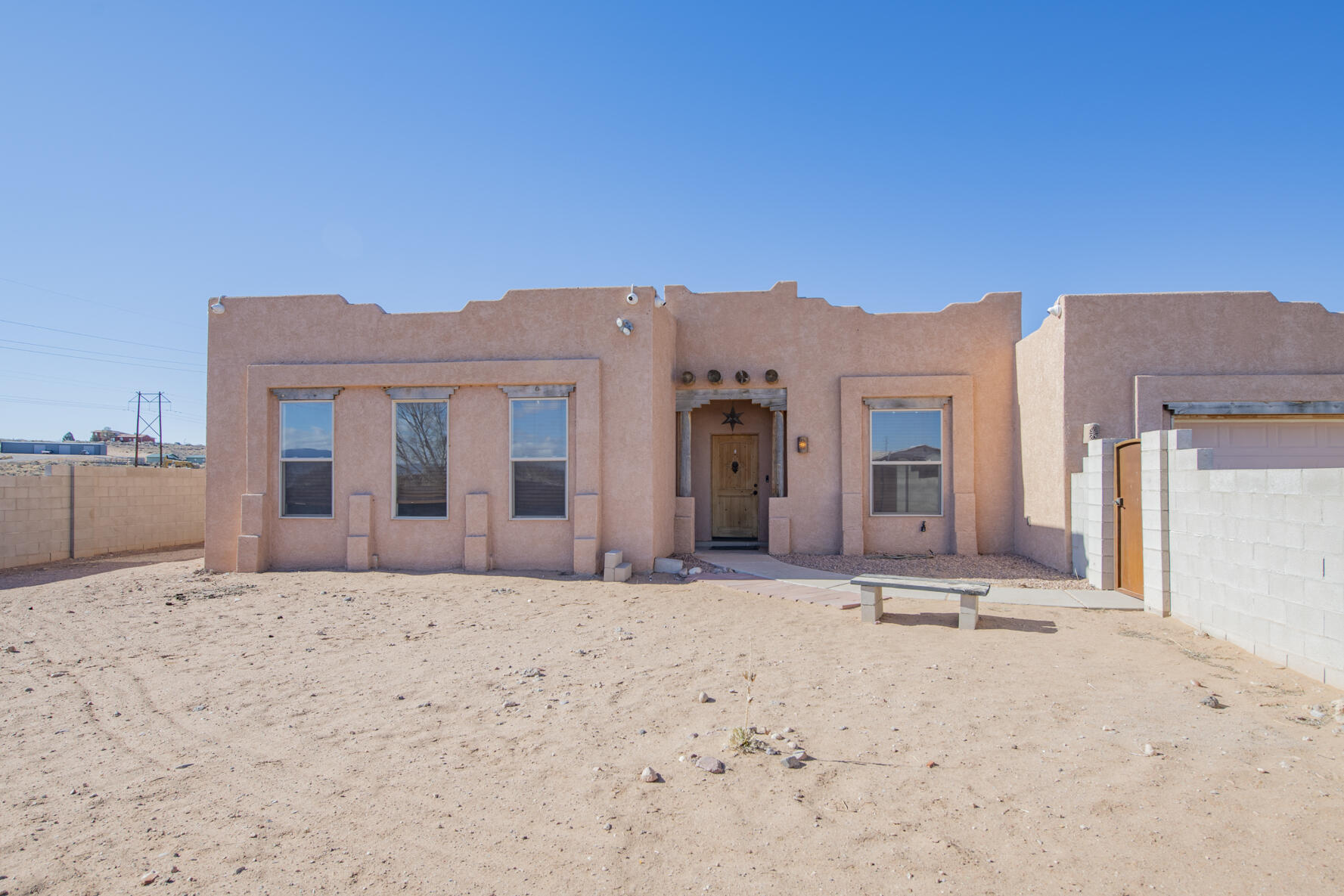 5000 BARANCA Drive NE