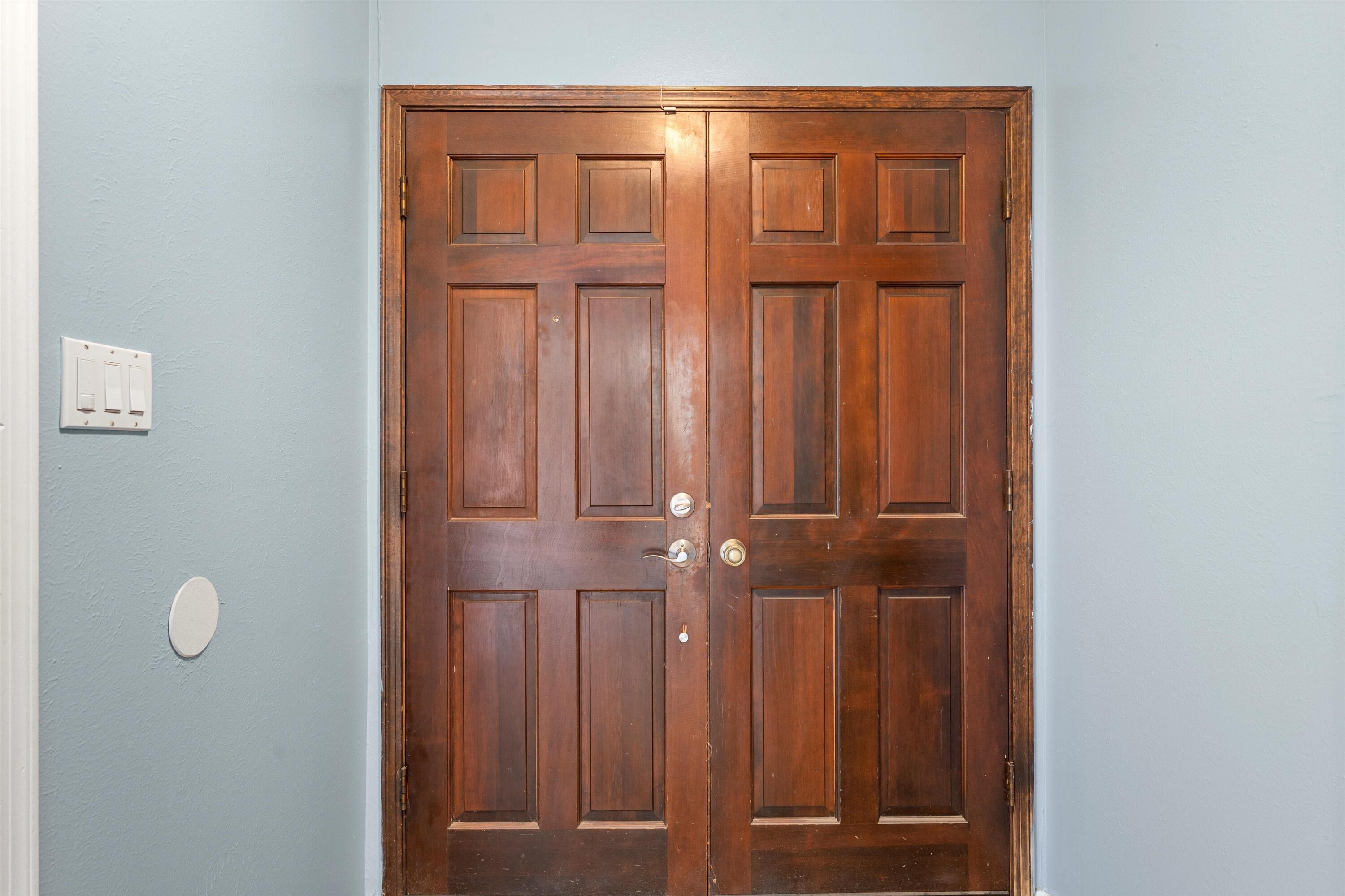 5218 COLLEGE HEIGHTS Drive NW