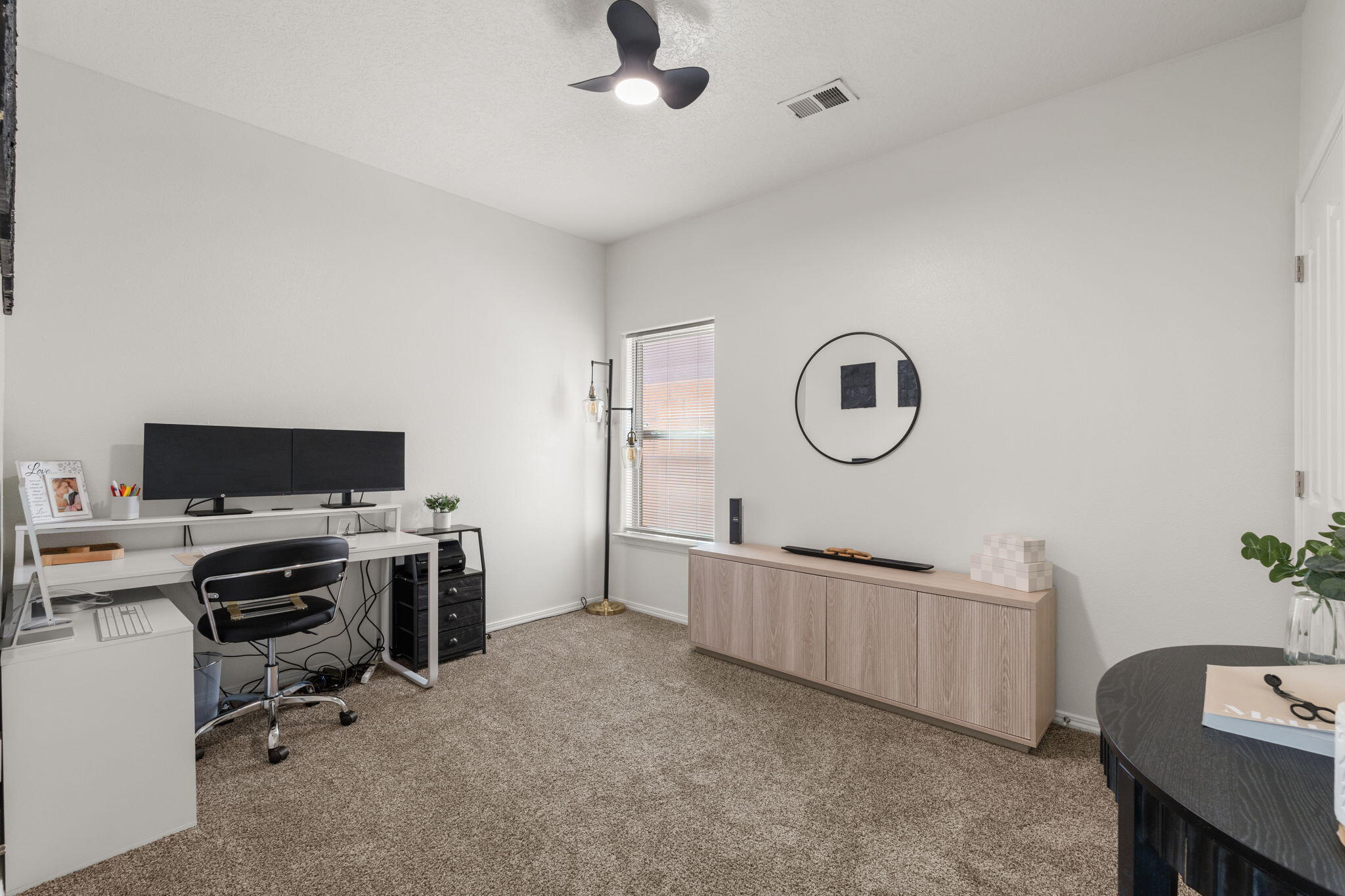 5872 ERMEMIN Avenue NW