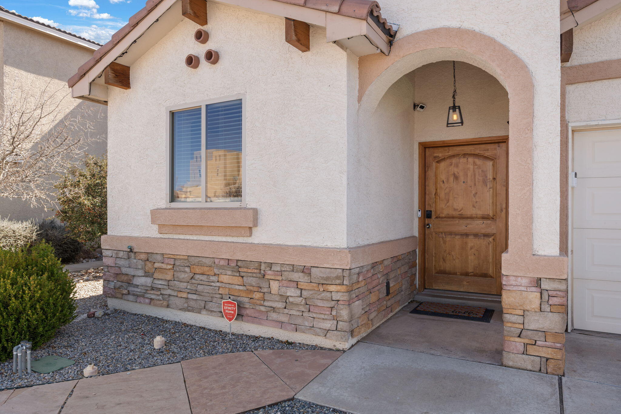 5872 ERMEMIN Avenue NW