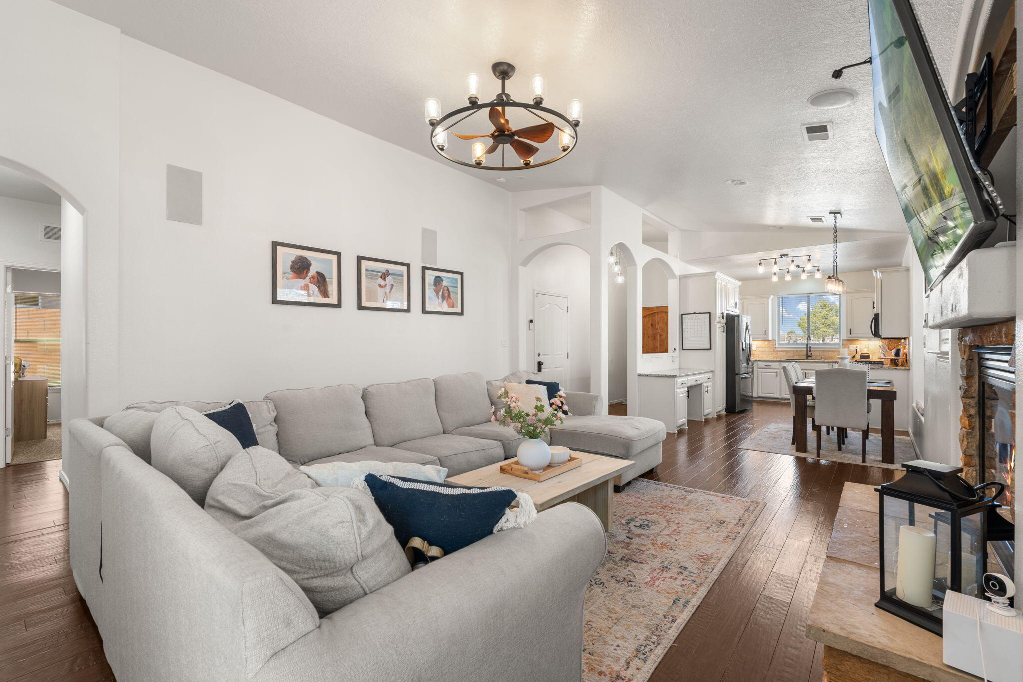 5872 ERMEMIN Avenue NW