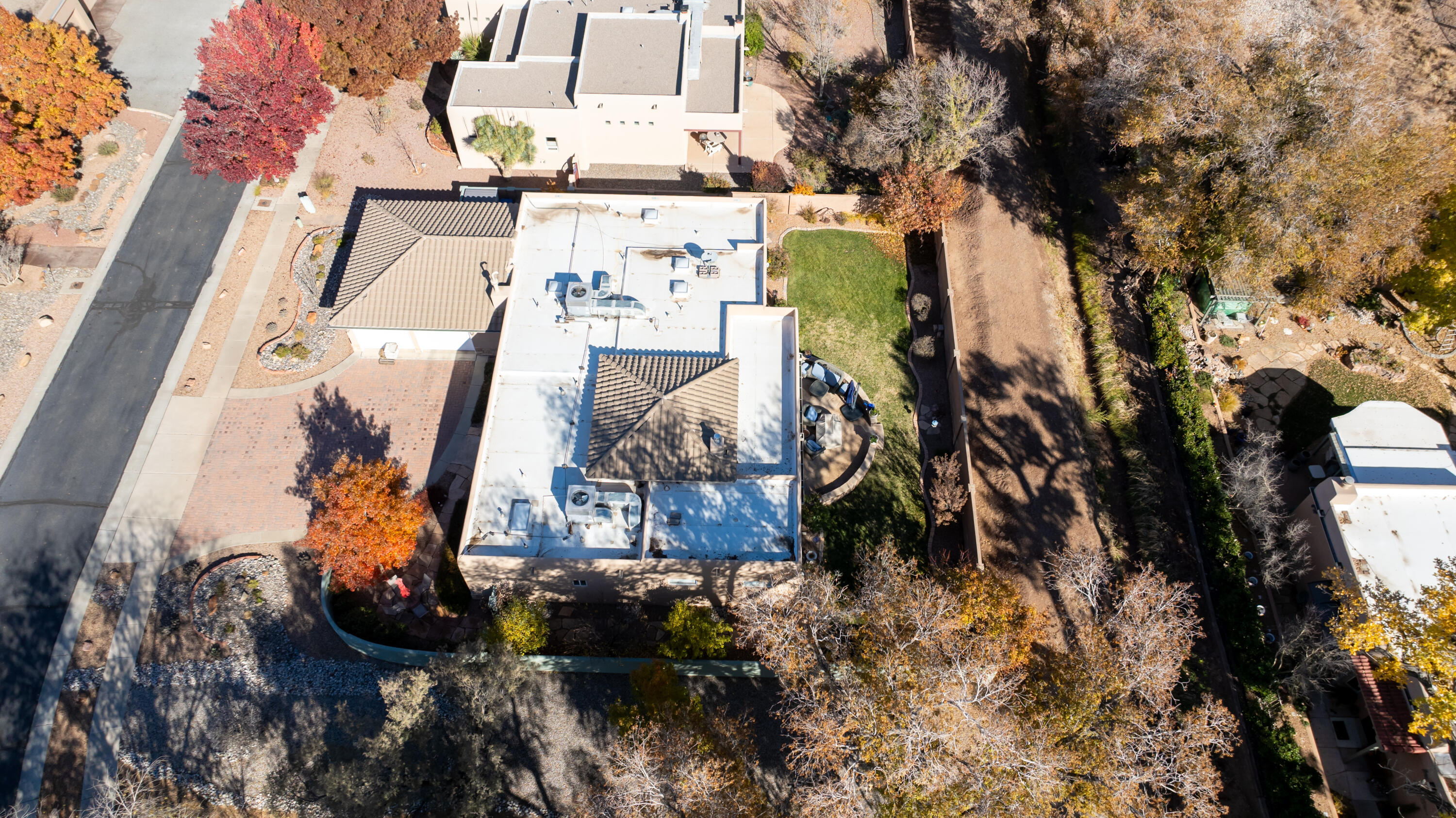 404 CILANTRO Lane NW