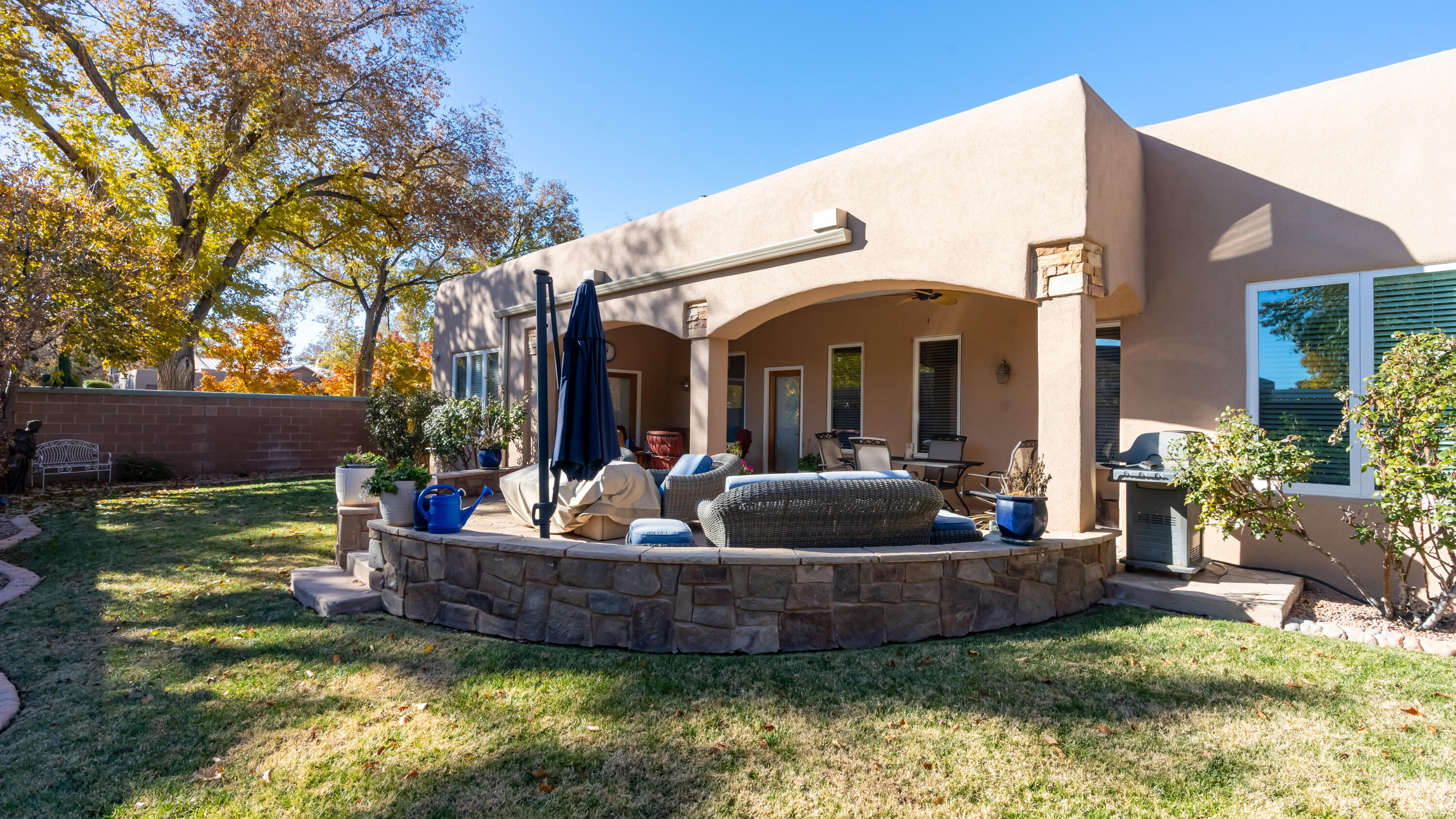 404 CILANTRO Lane NW