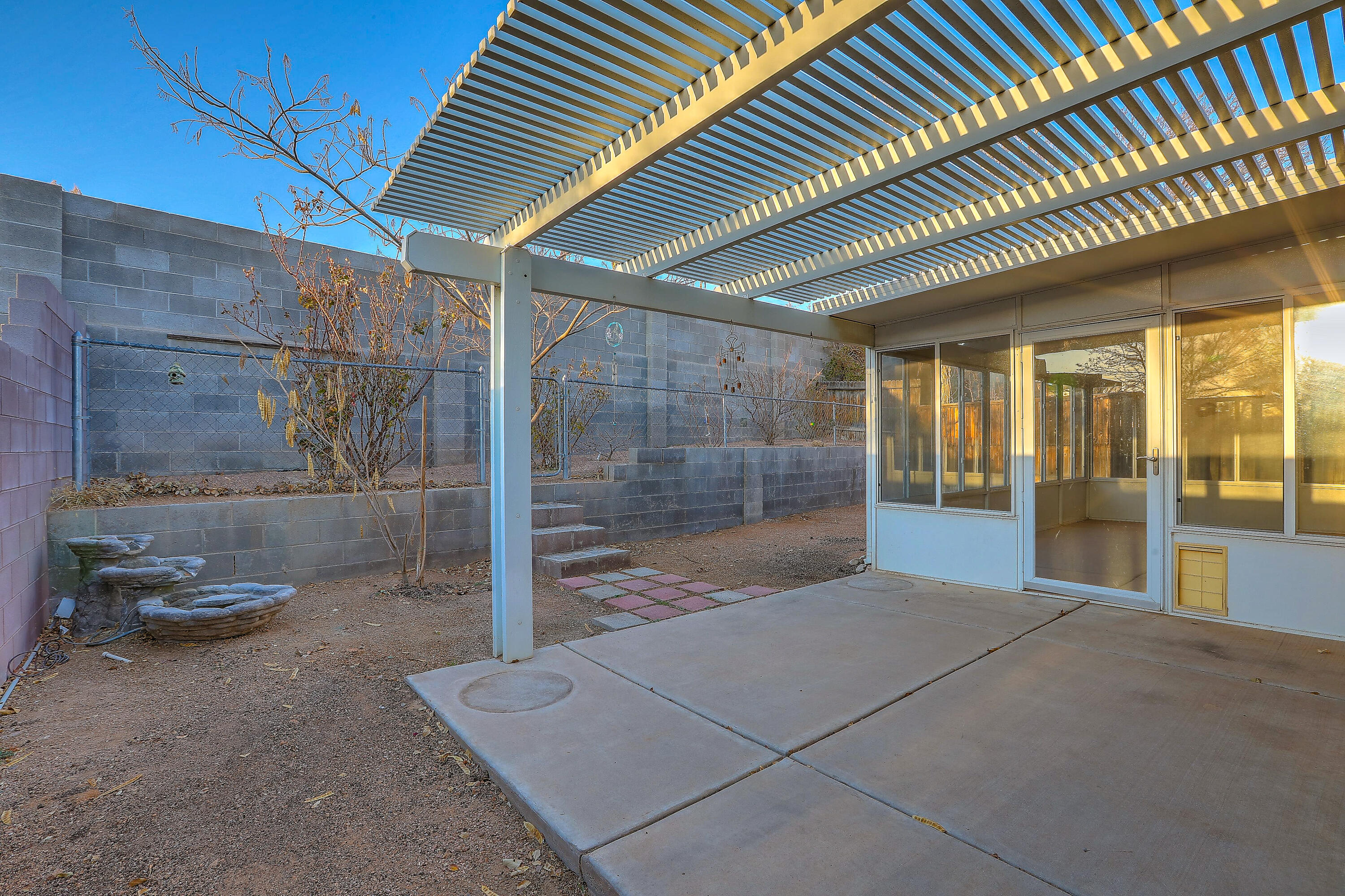 4015 CRESTA PARK Avenue NW