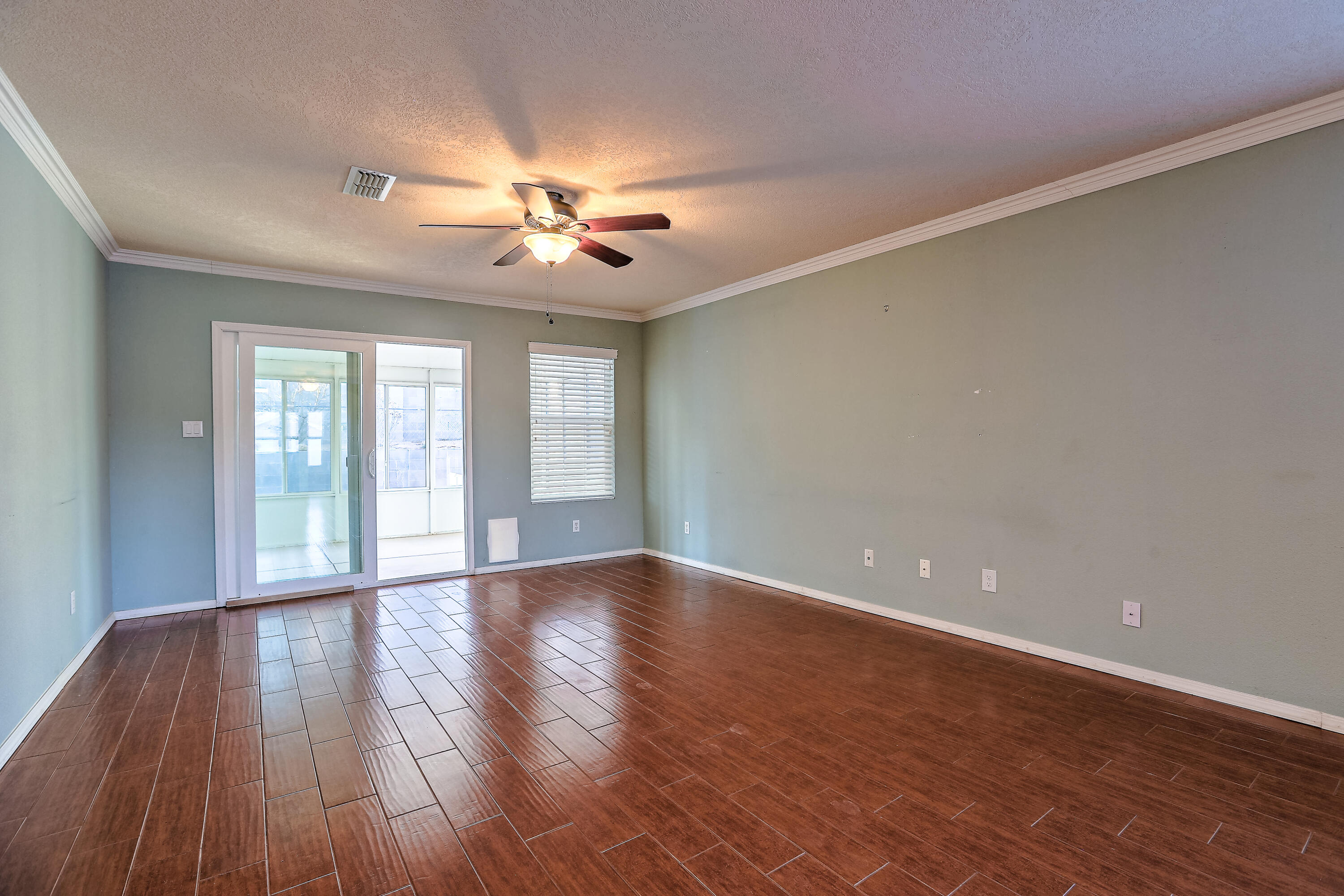 4015 CRESTA PARK Avenue NW