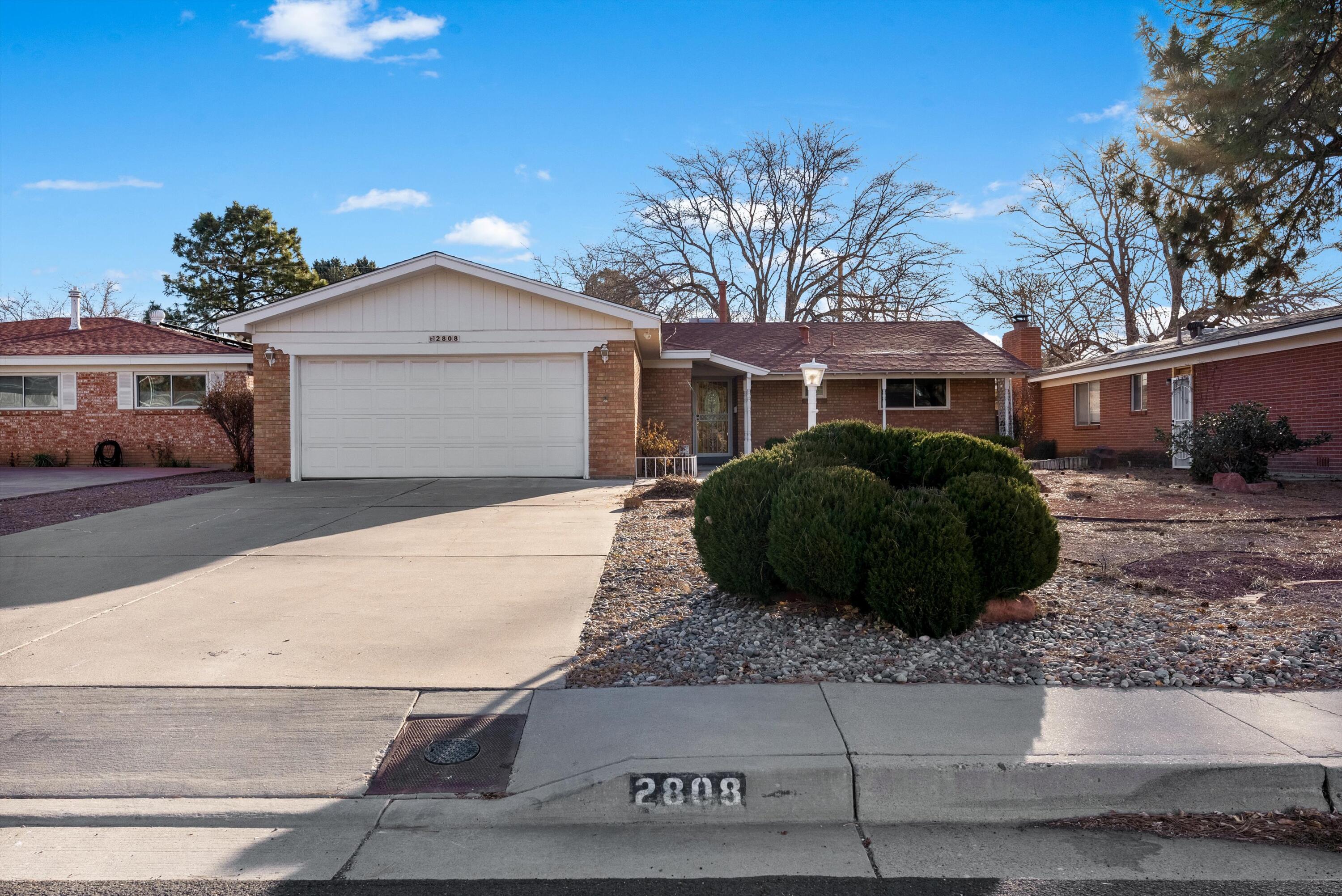 2808 DALLAS Street NE