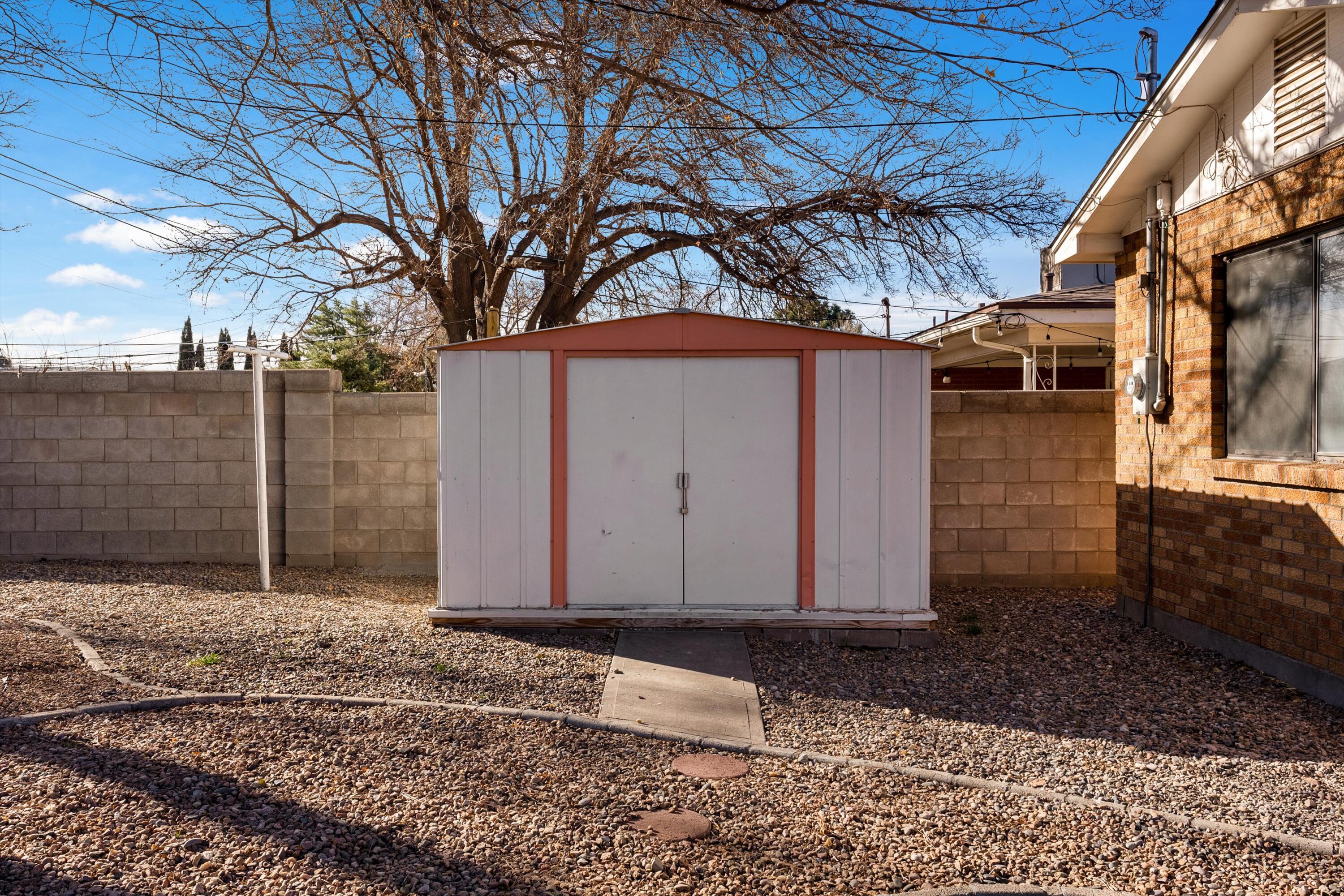 2808 DALLAS Street NE