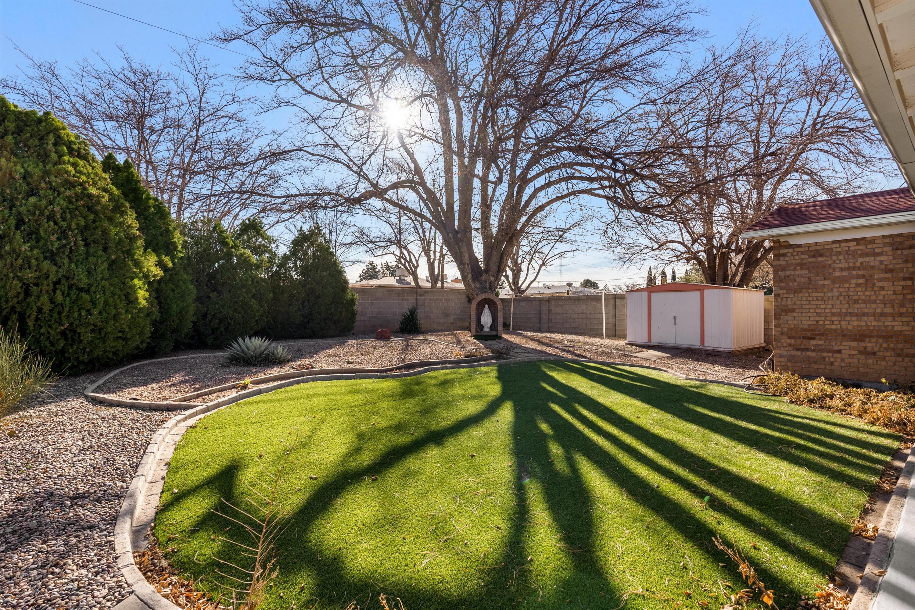 2808 DALLAS Street NE