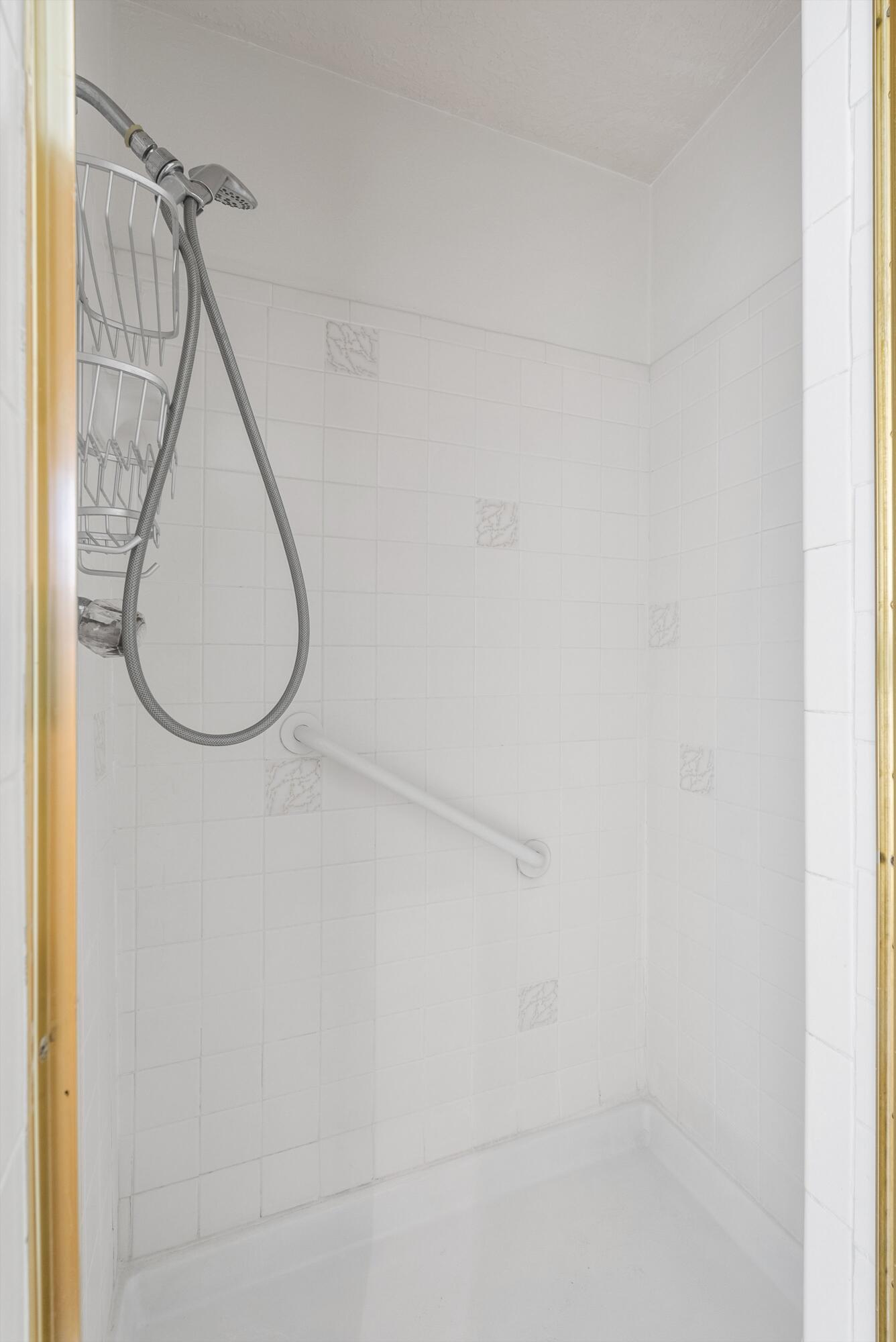 2808 DALLAS Street NE