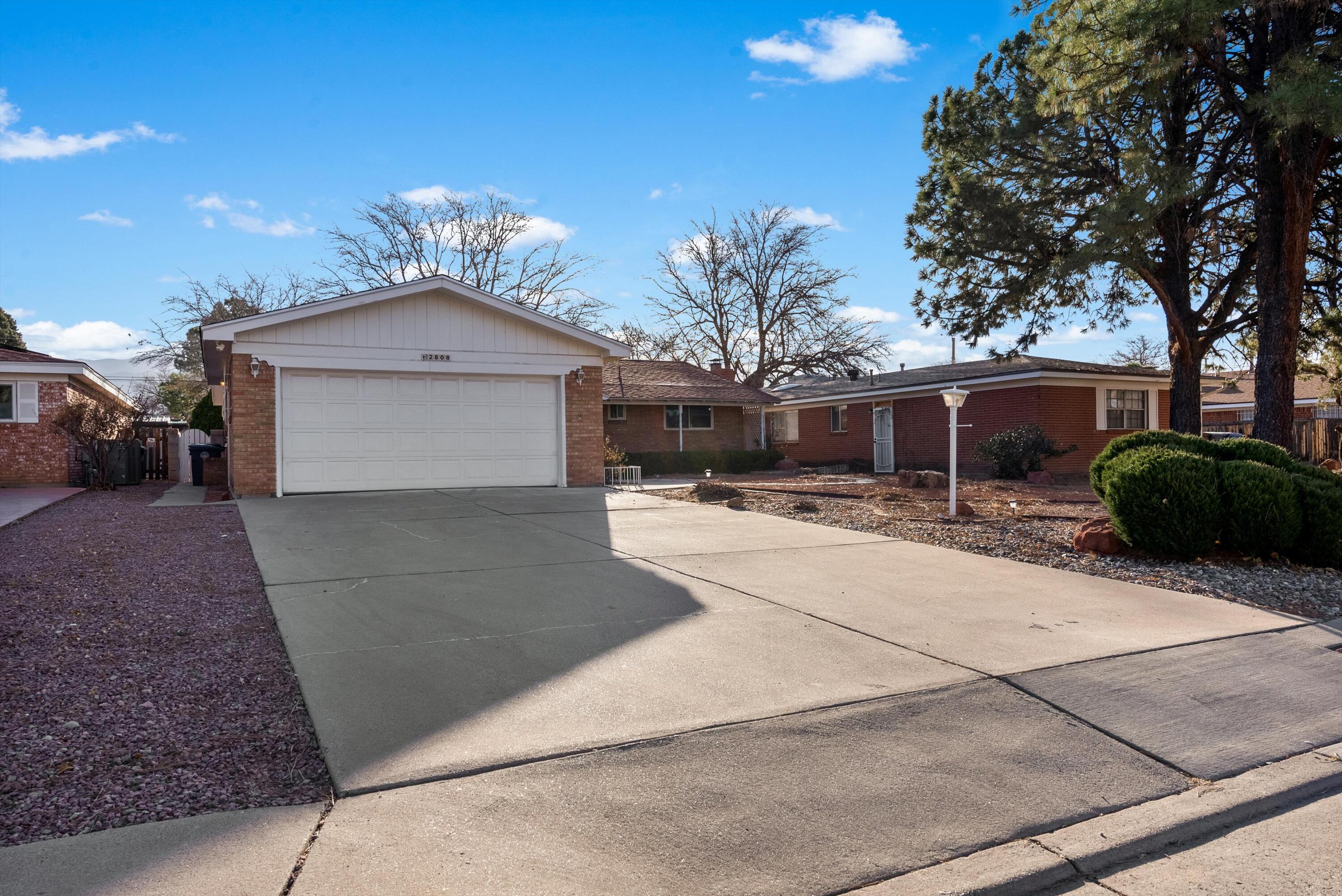 2808 DALLAS Street NE