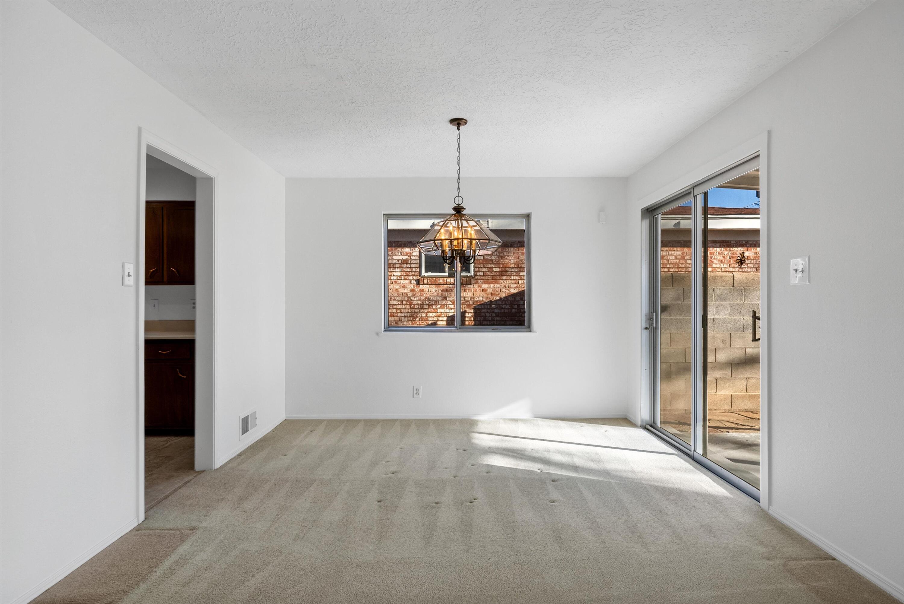 2808 DALLAS Street NE