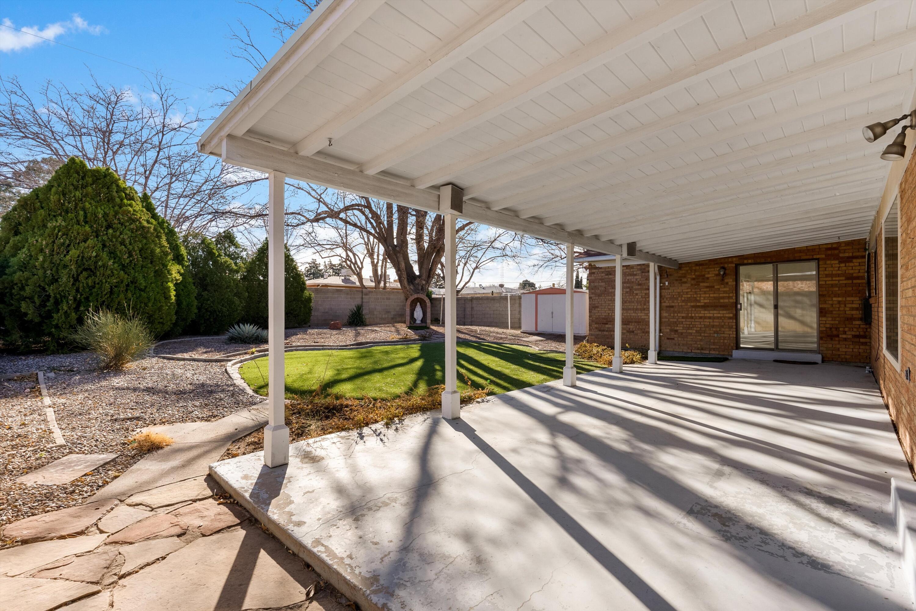 2808 DALLAS Street NE