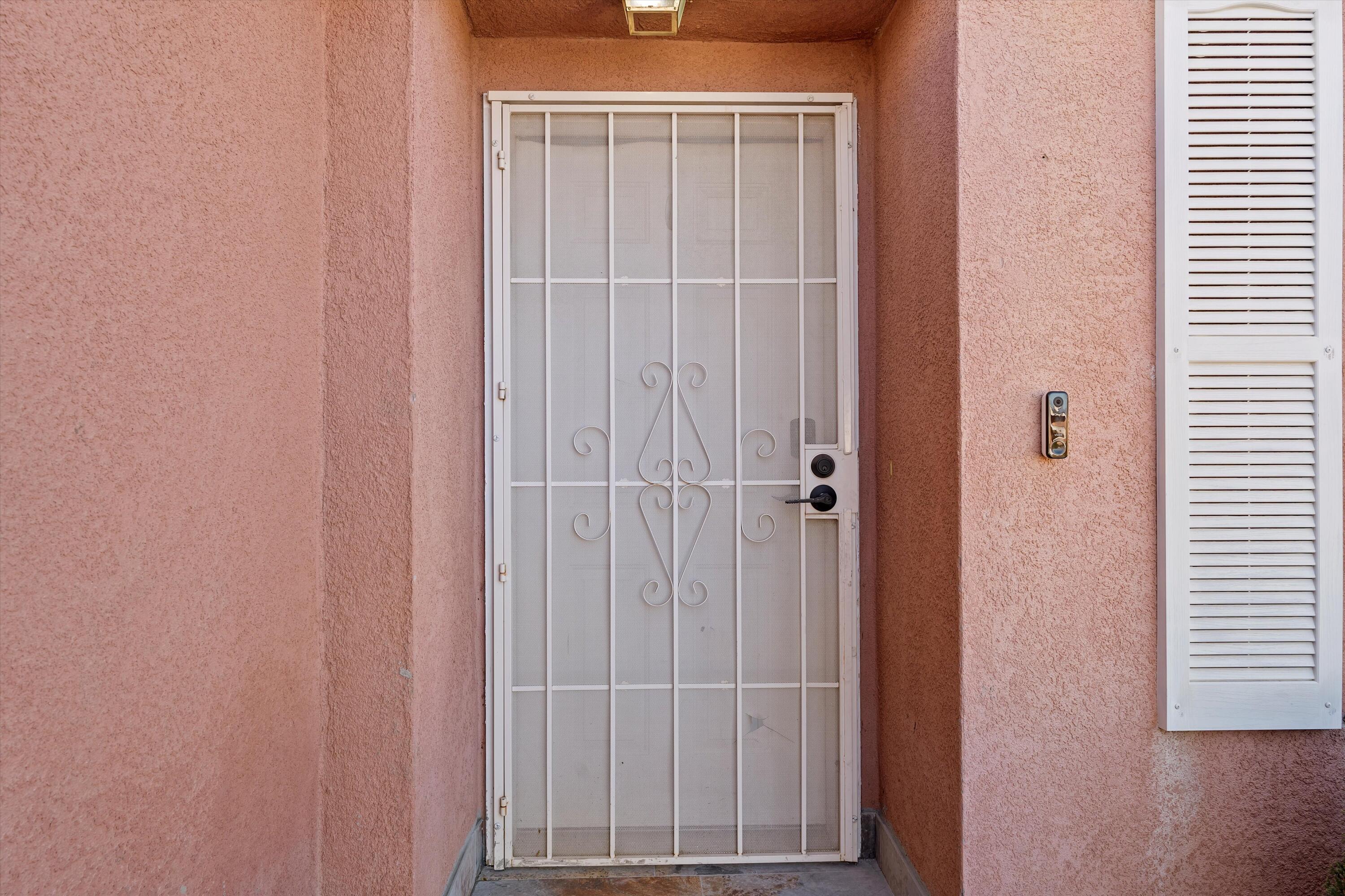 509 St James Place SW