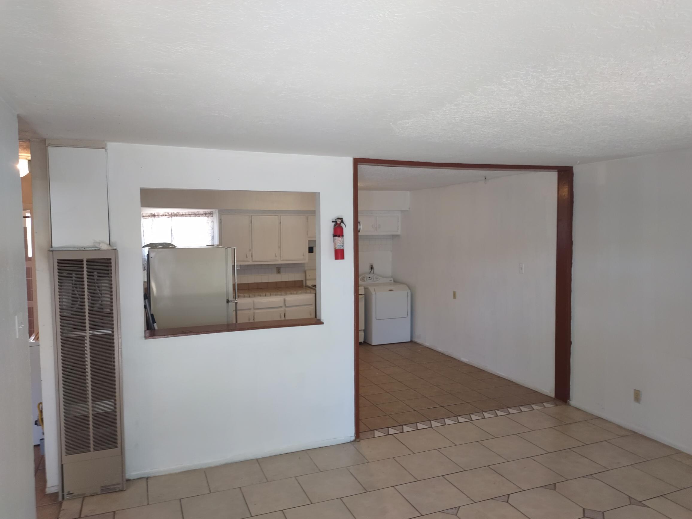 320 Rhode Island Street NE