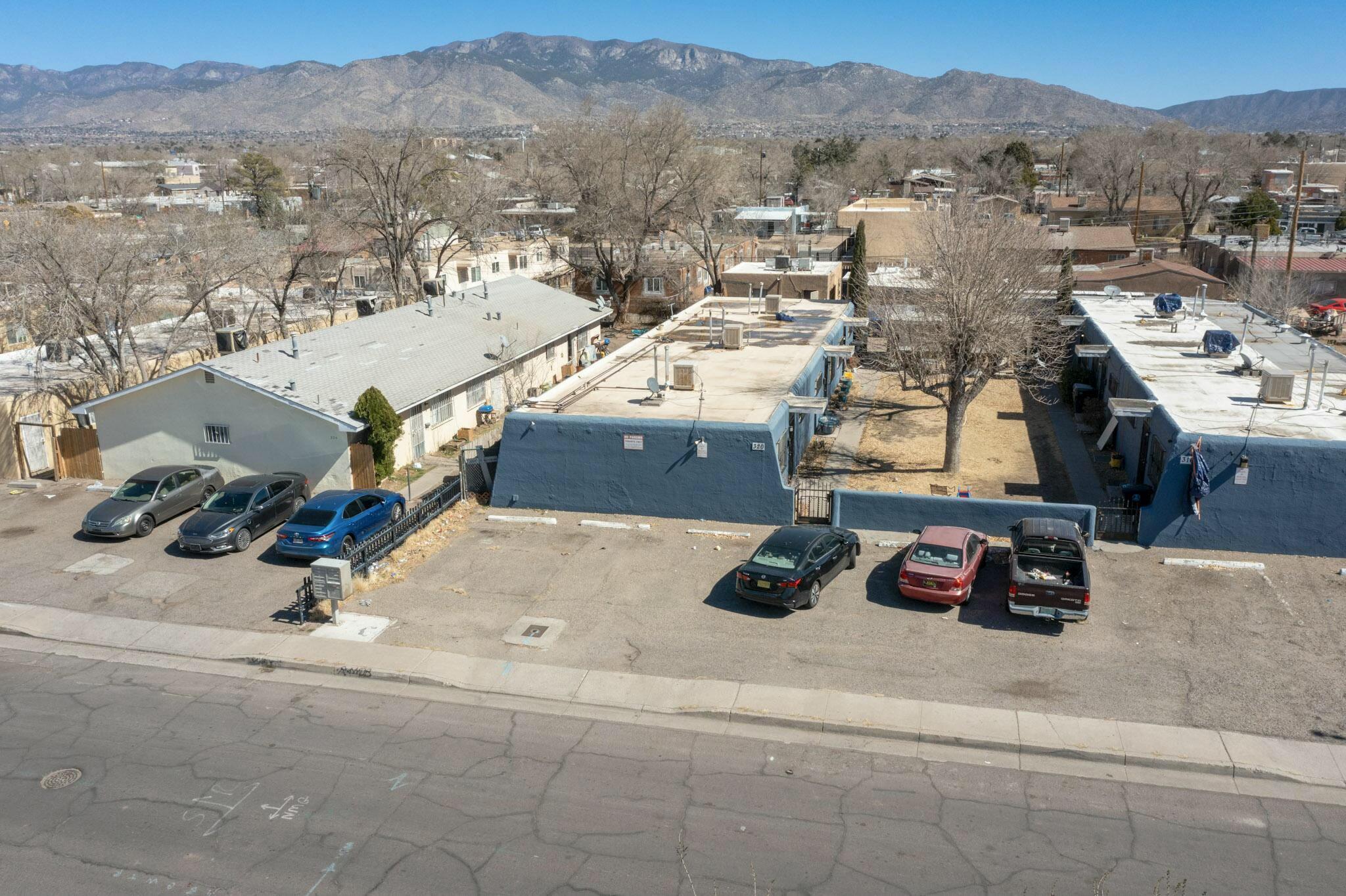 320 Rhode Island Street NE