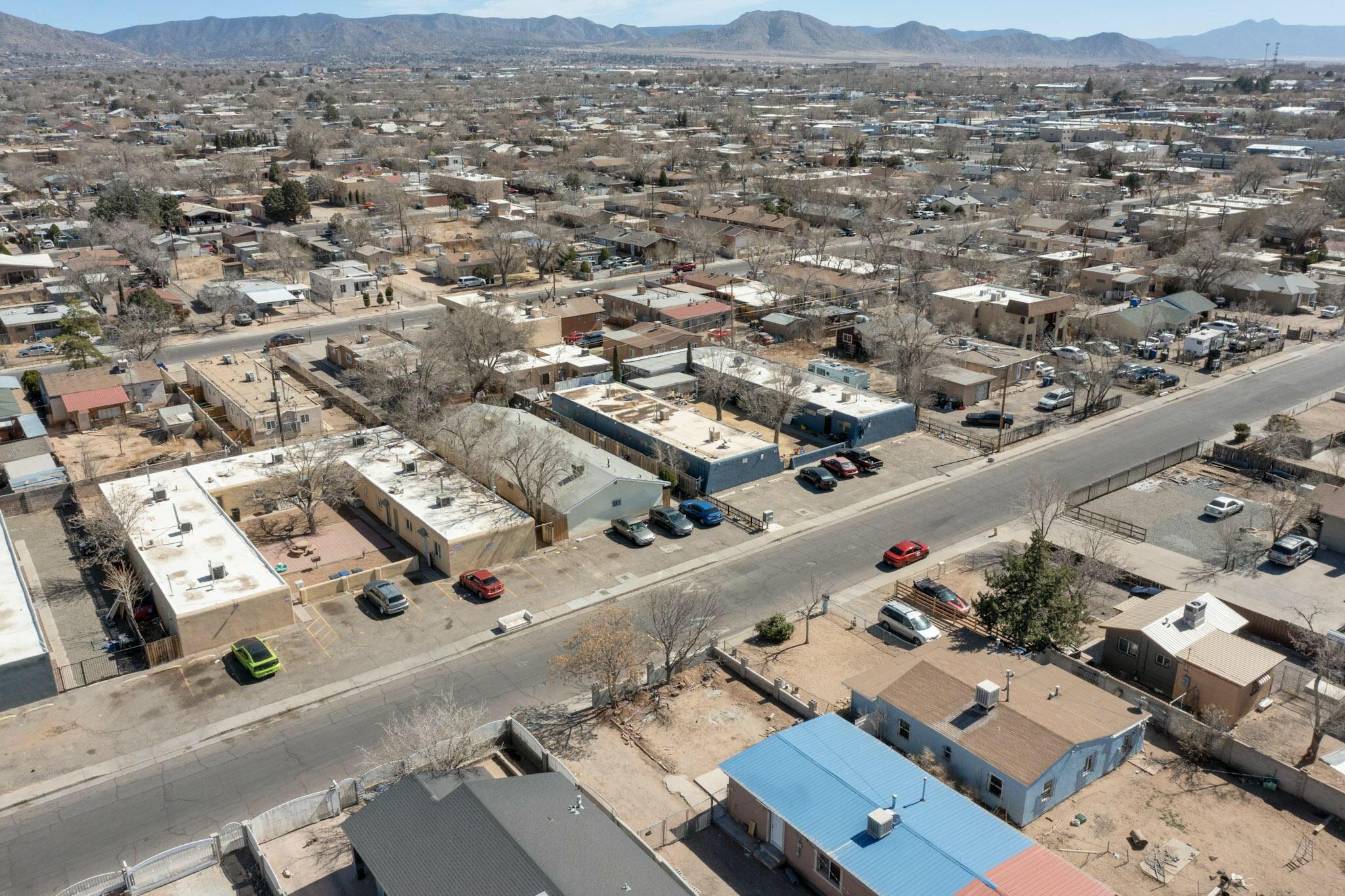 320 Rhode Island Street NE