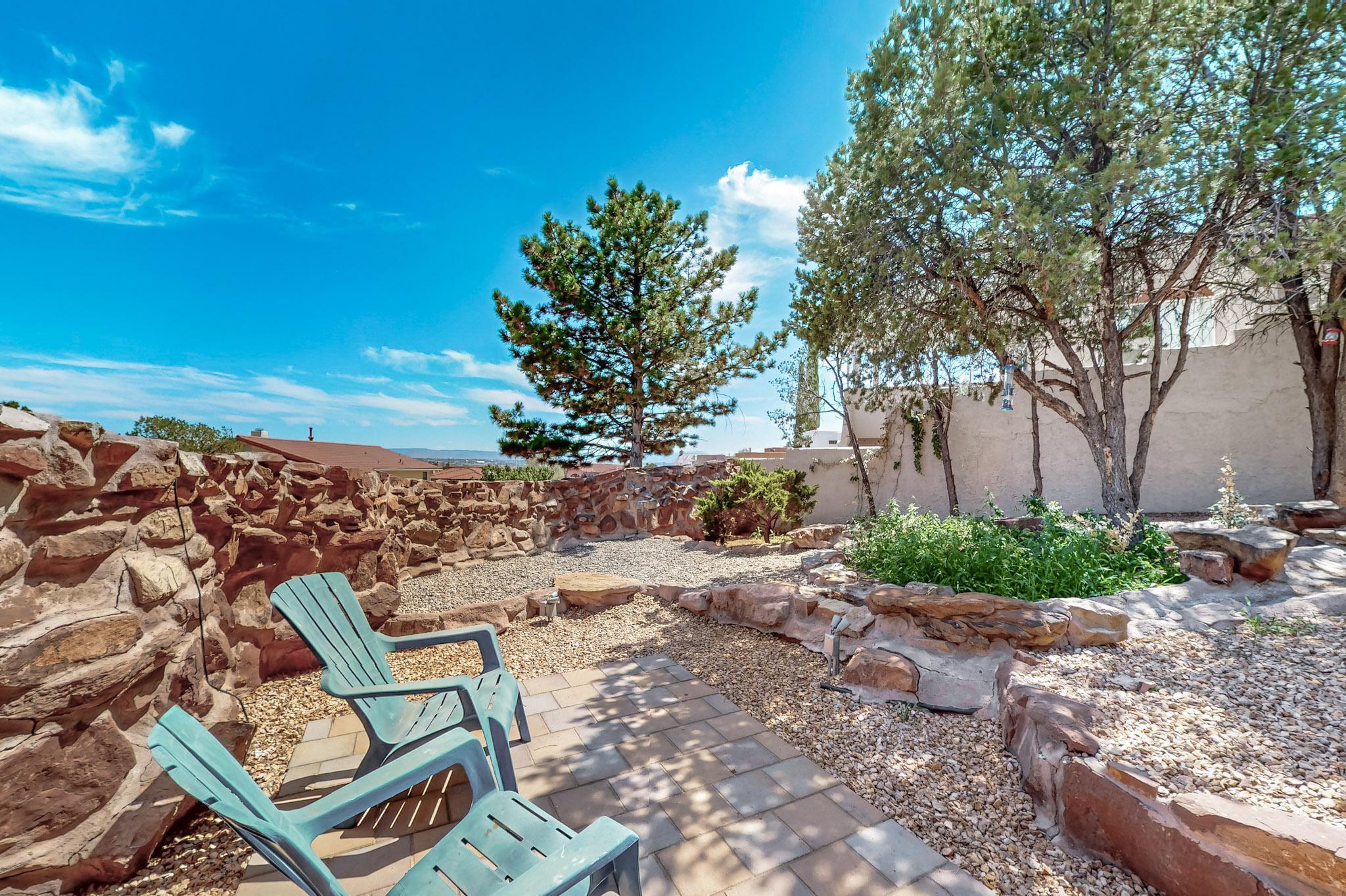 1709 BLUFFSIDE Drive NW