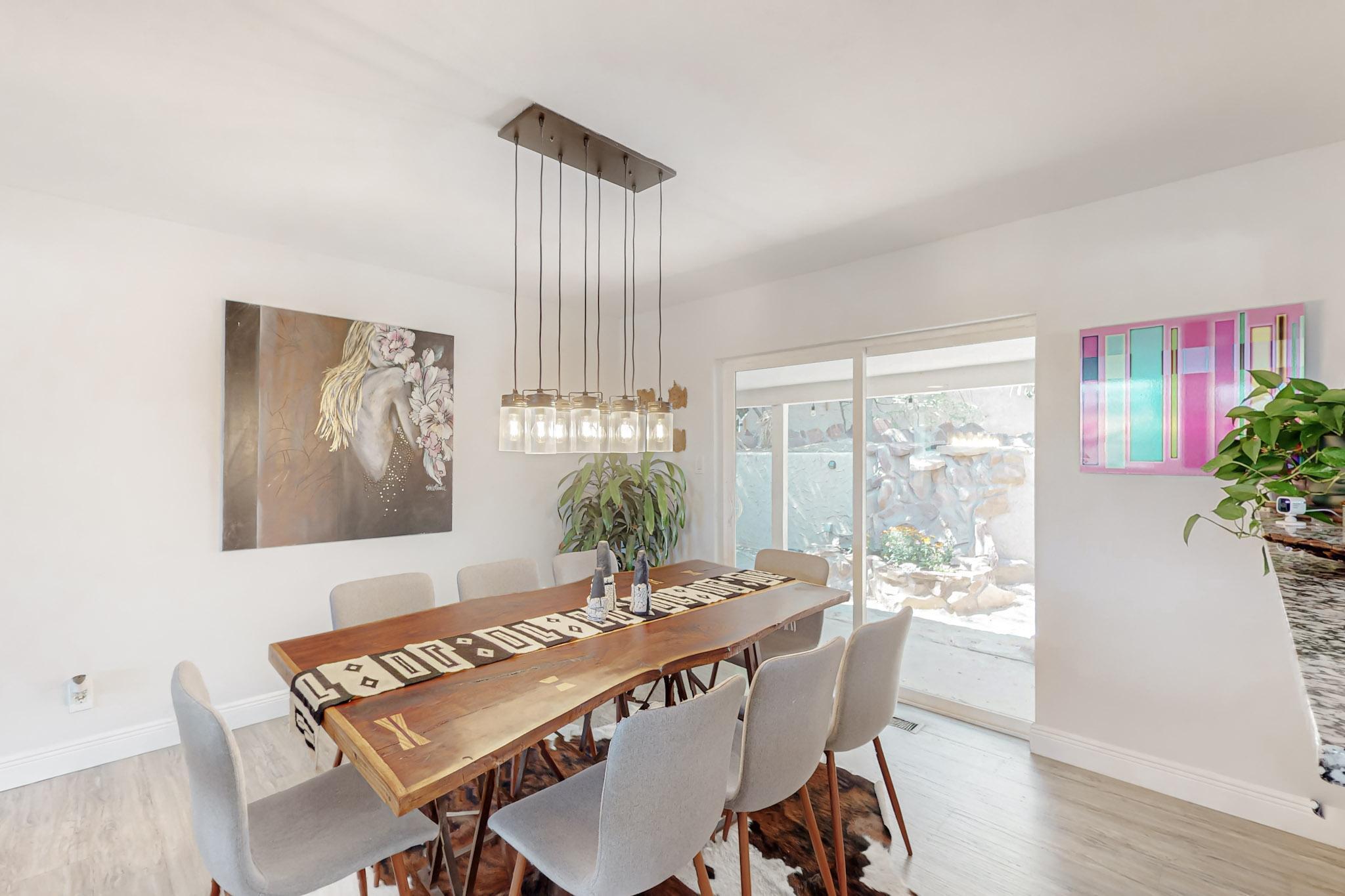 1709 BLUFFSIDE Drive NW