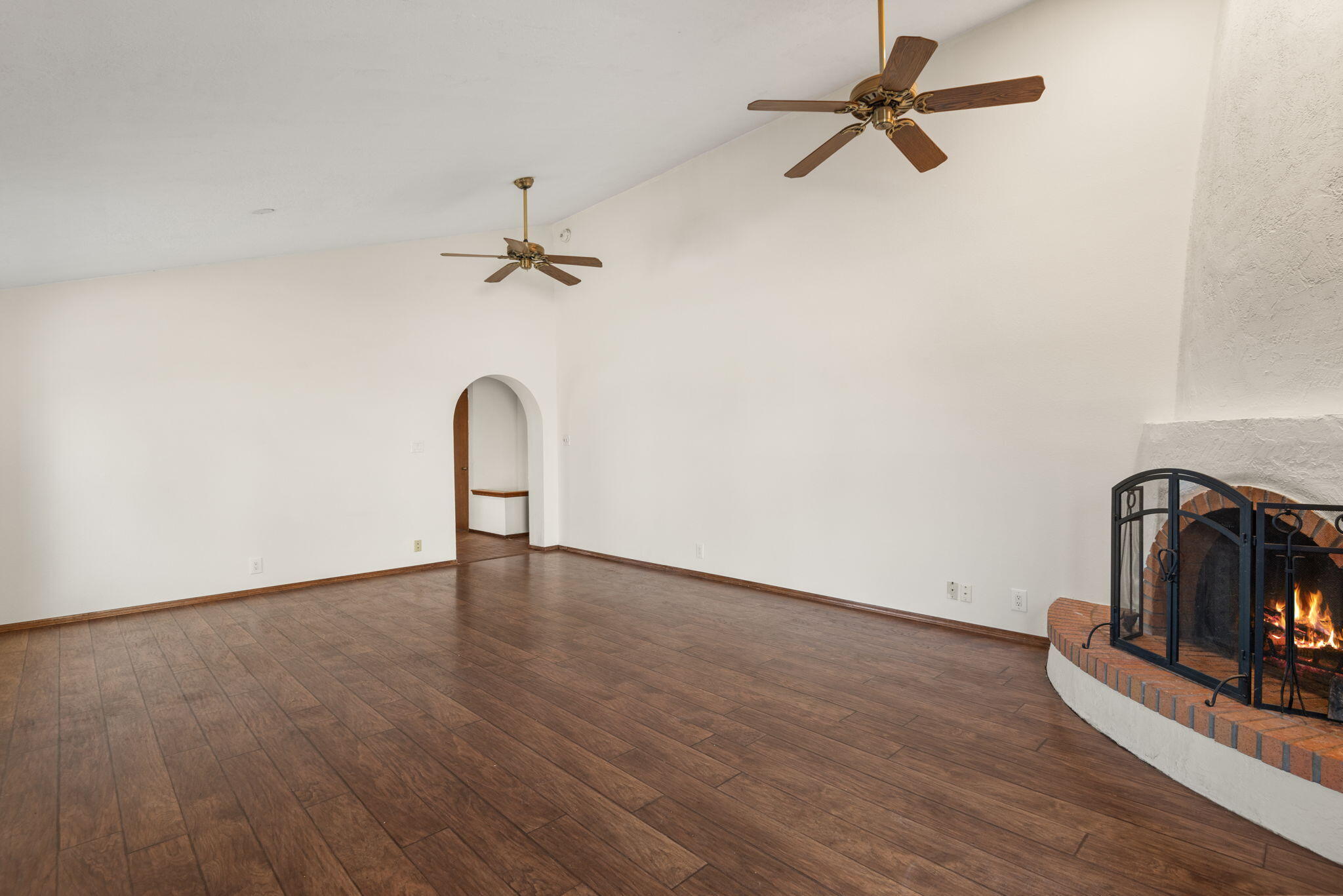 5200 VISTA BONITA NE