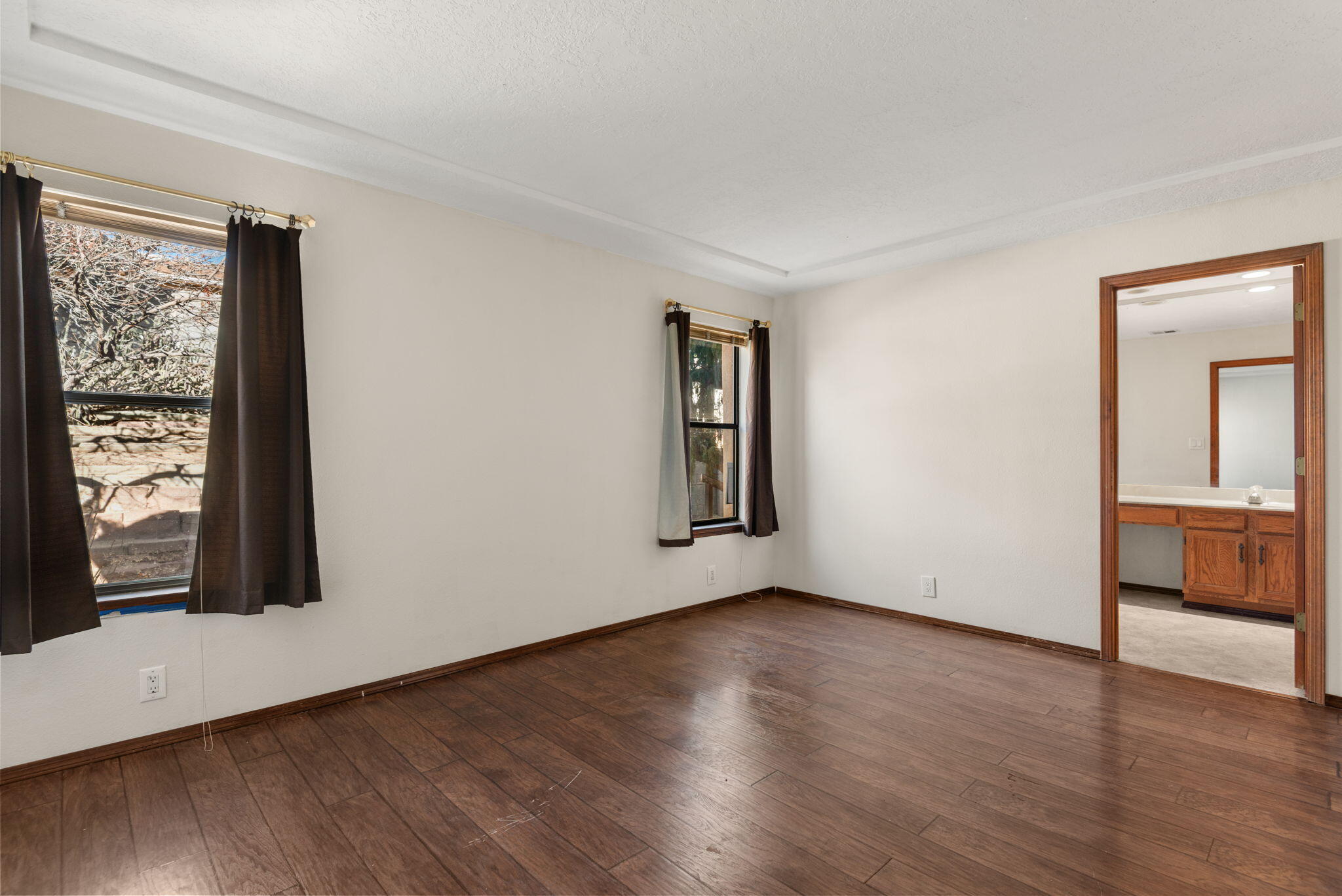 5200 VISTA BONITA NE