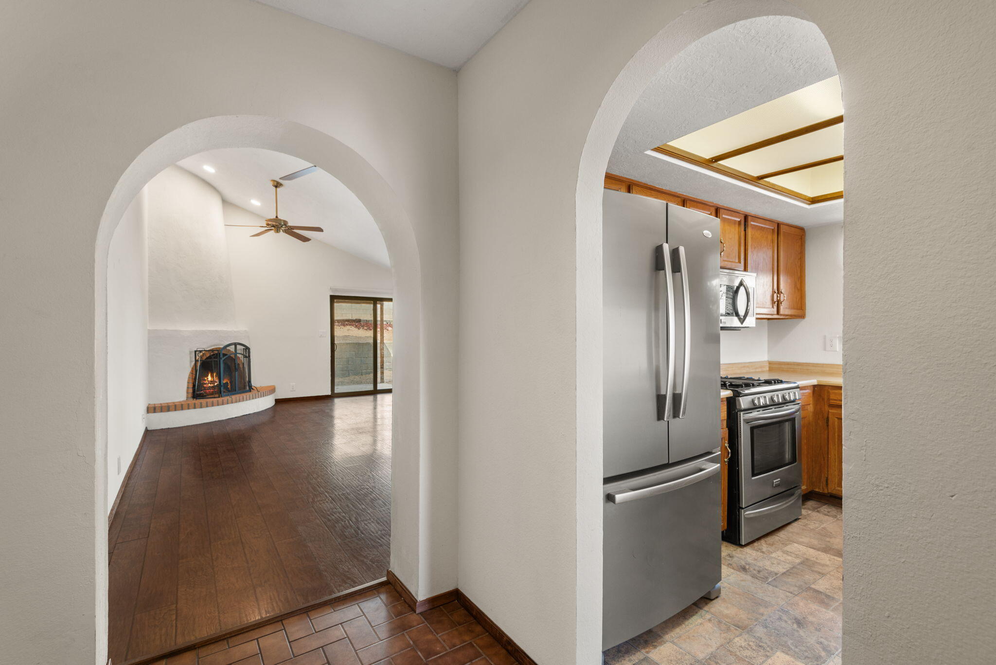 5200 VISTA BONITA NE