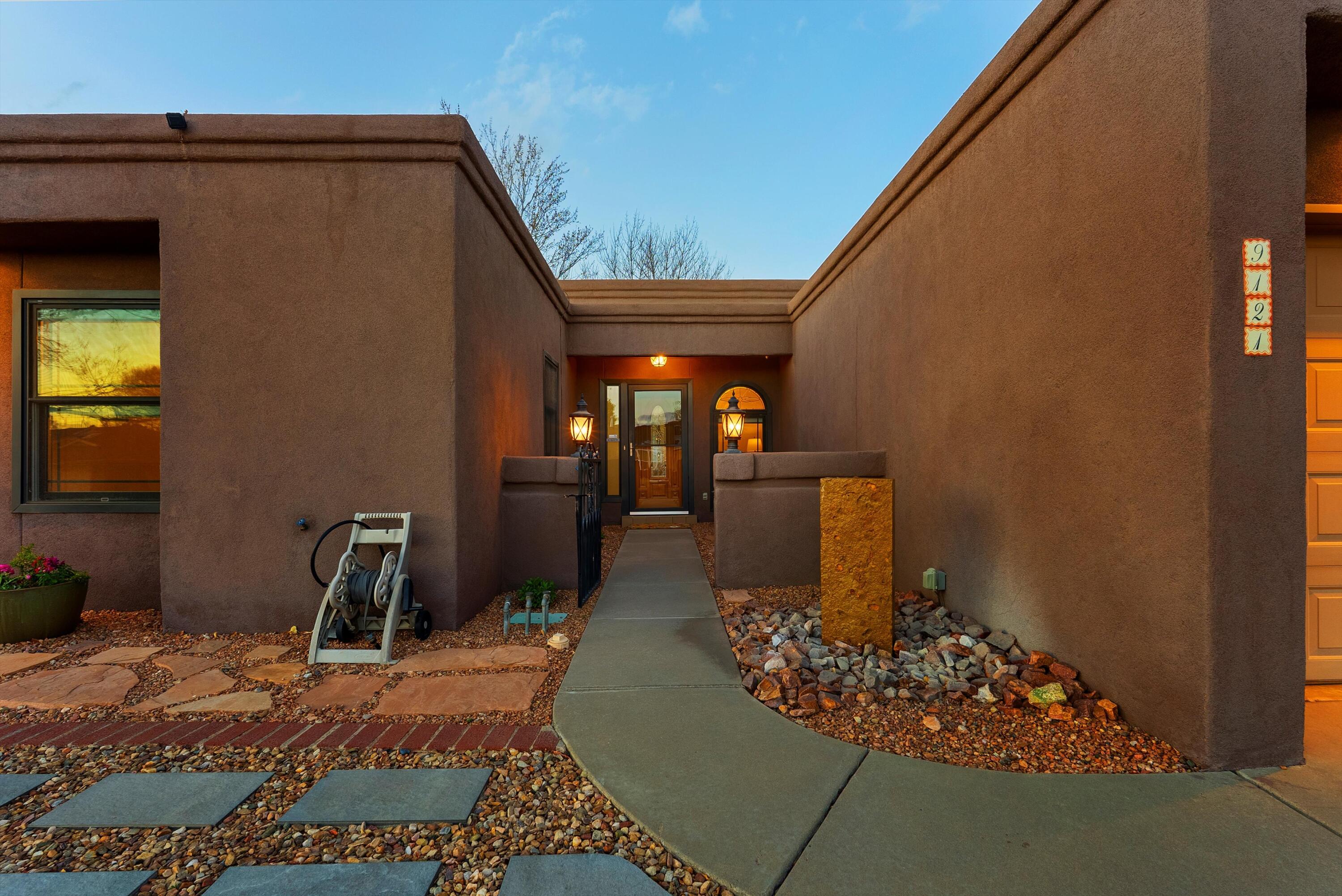 9121 DEMPSEY Drive NE