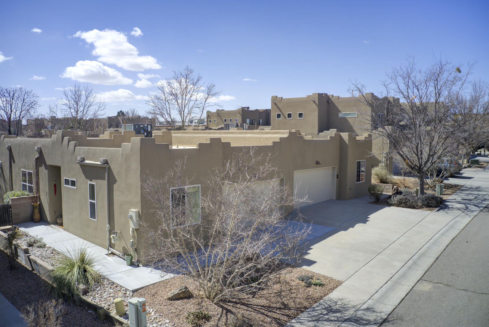 3504 SETARIA Road NW